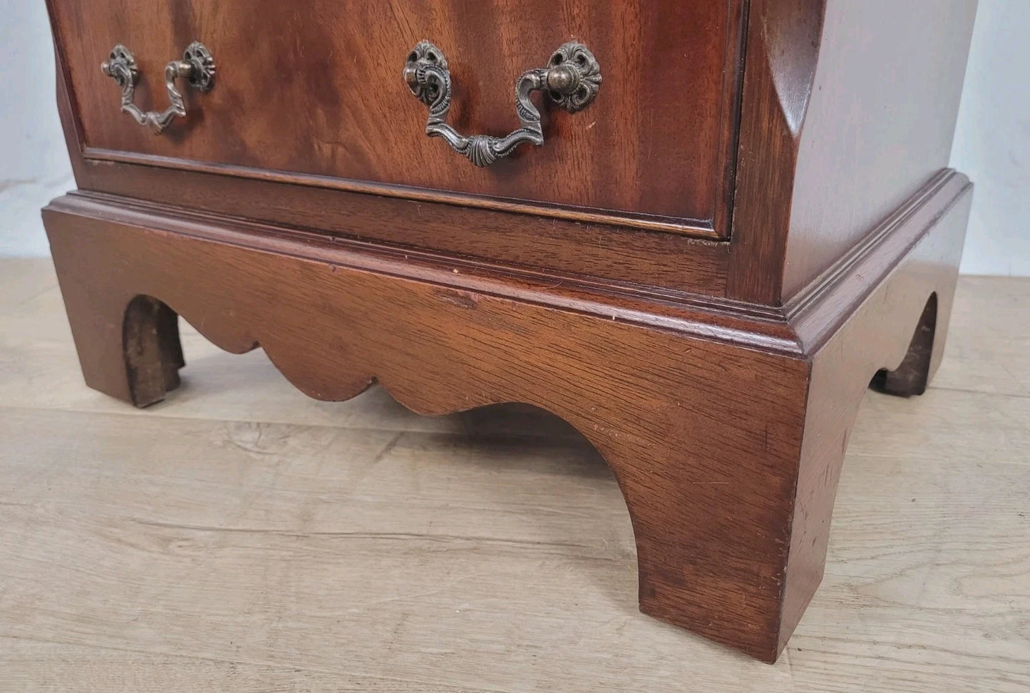 Chest Of Drawers Mahogany Antique Style Drop Handles Vintage Postage Available