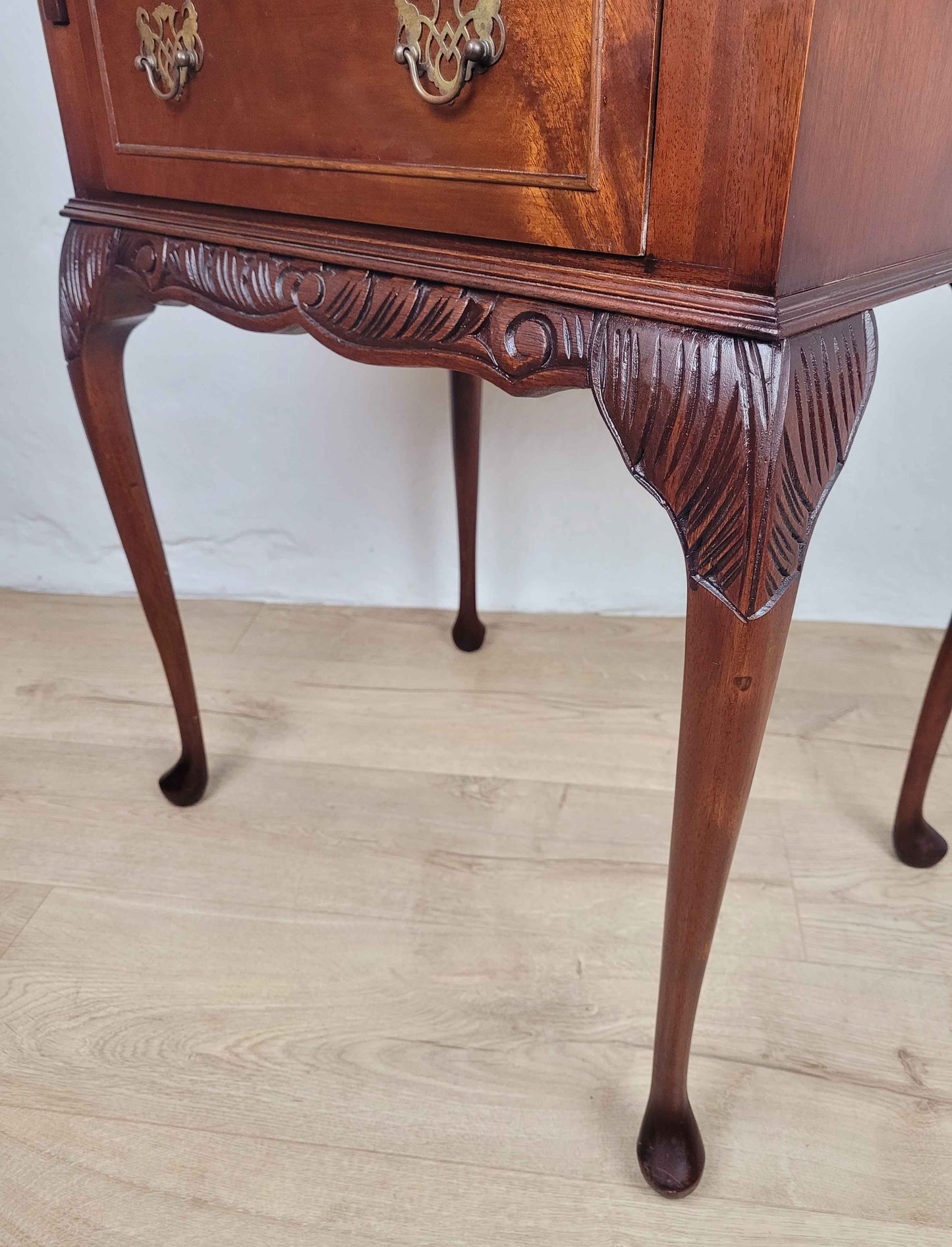 Vintage Ladies Writing Desk 1960s Lock  & Key Drawer Mahogany Delivery Available