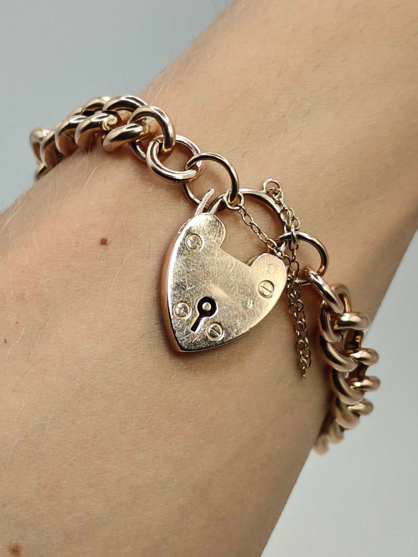 Vintage Heart Padlock Bracelet 9ct Rose Gold Curb Link Unisex Postage Available