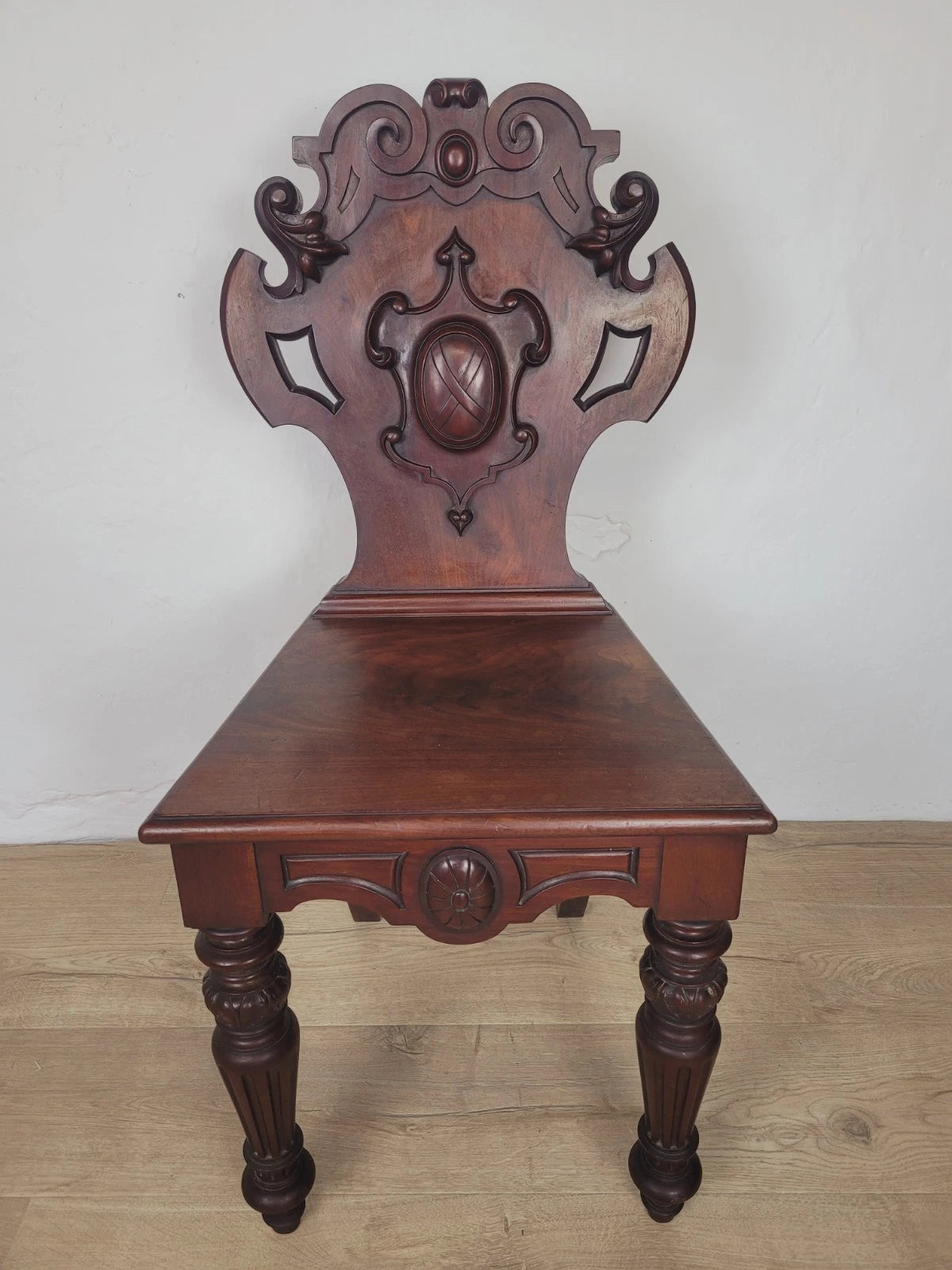Victorian Hall Chair 19th Century Carved Mahogany Postage Available