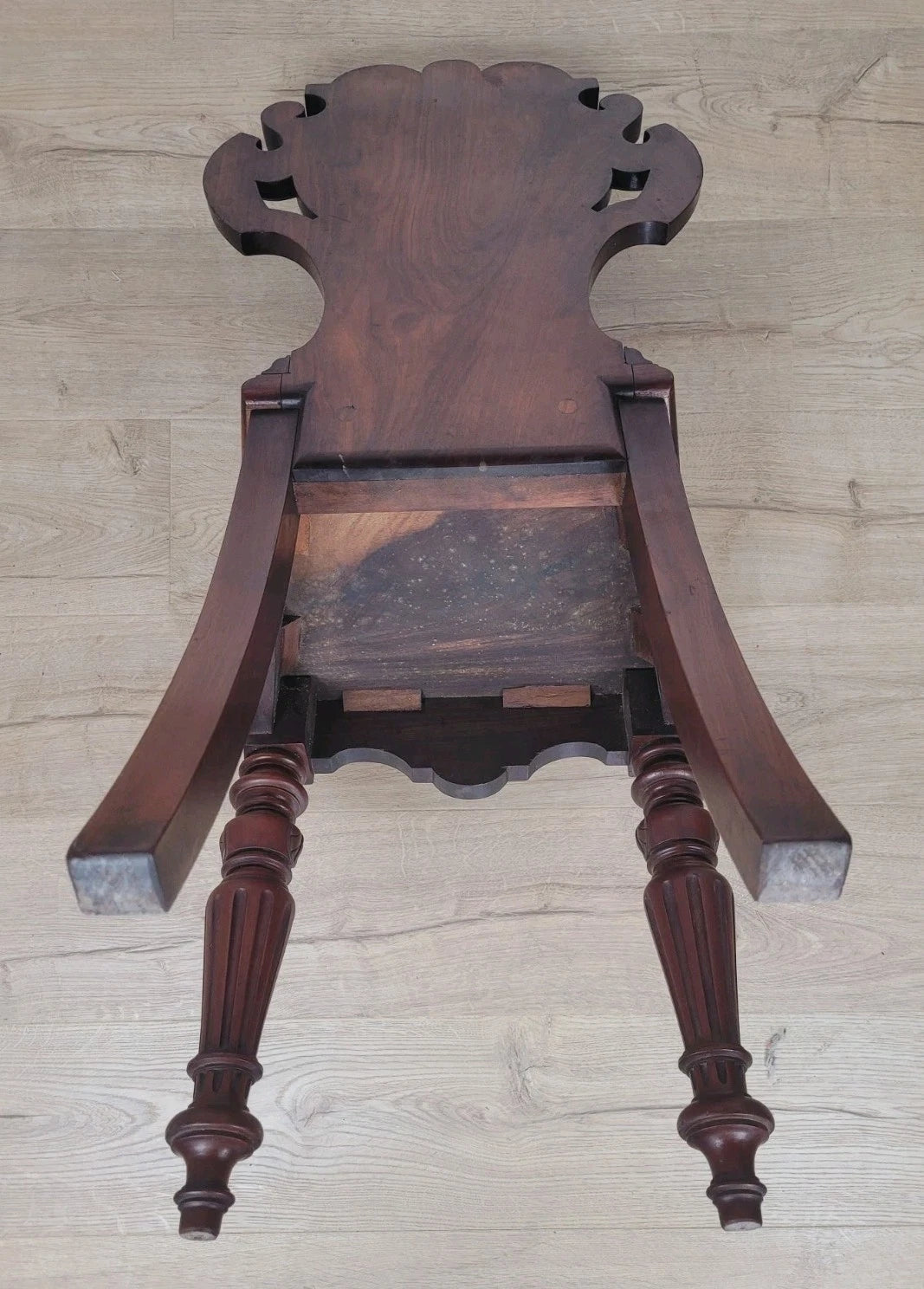 Victorian Hall Chair 19th Century Carved Mahogany Postage Available