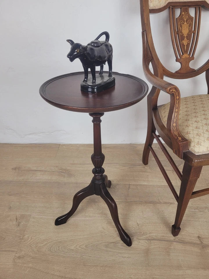 Victorian Tripod Wine Table Mahogany 19th-Century English Postage Available