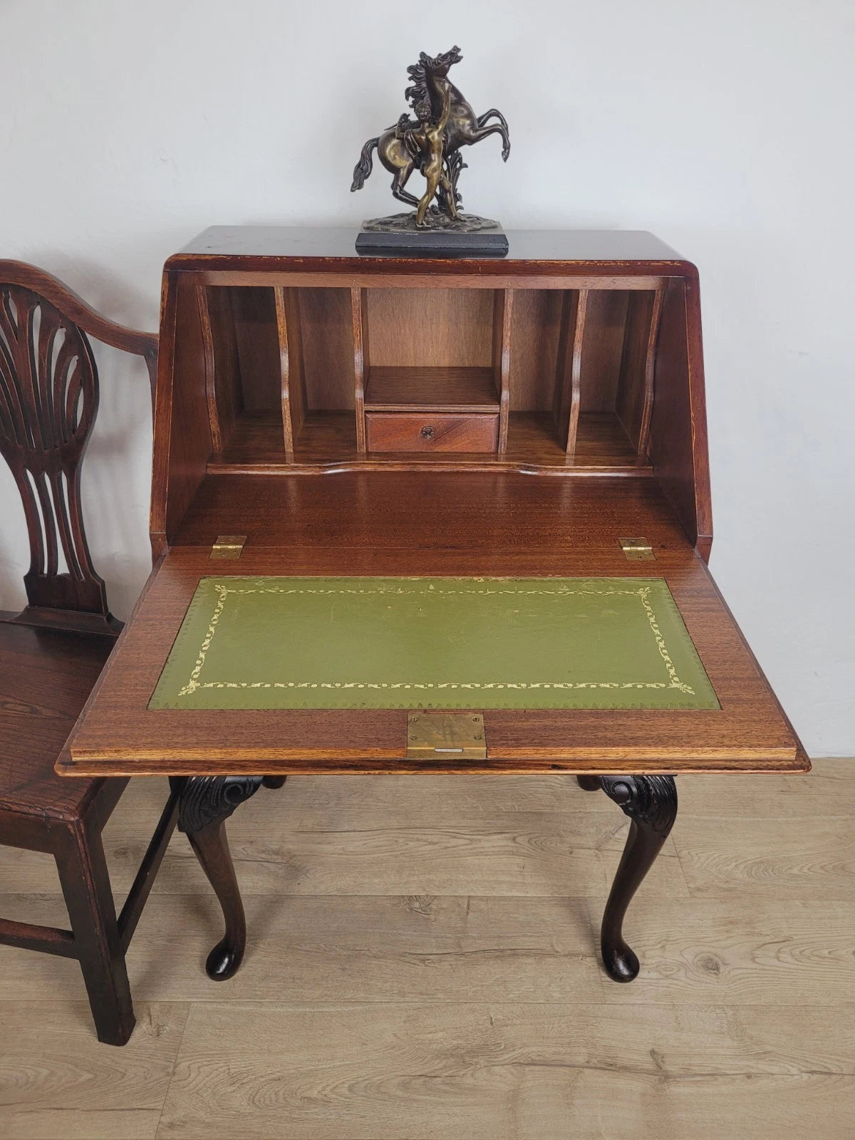 Vintage Writing Desk Bureau Ladies Queen Anne 1940 Lock & Key Delivery Available