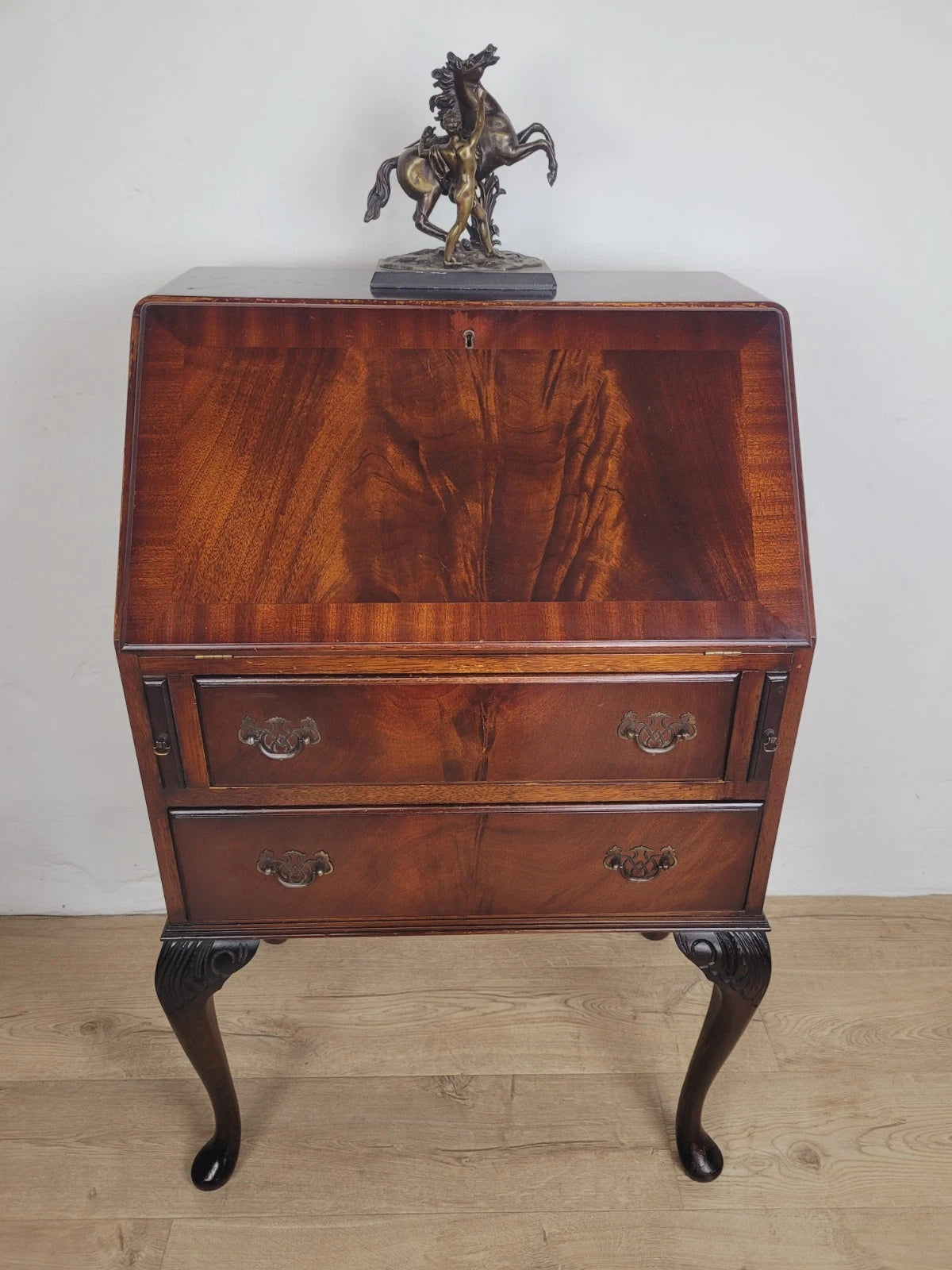 Vintage Writing Desk Bureau Ladies Queen Anne 1940 Lock & Key Delivery Available