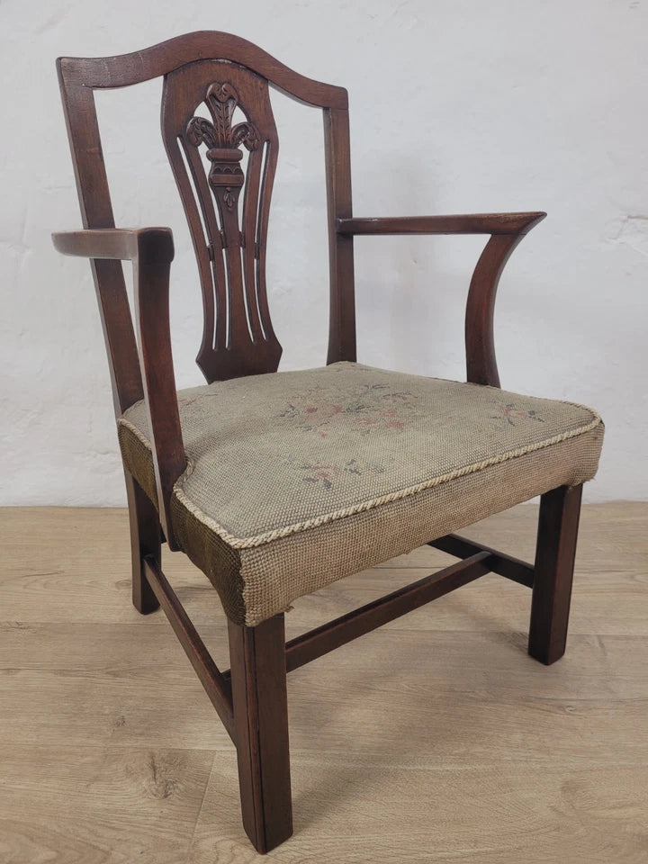 Child's Chair George III Hepplewhite Style Bedroom Carved Postage Available