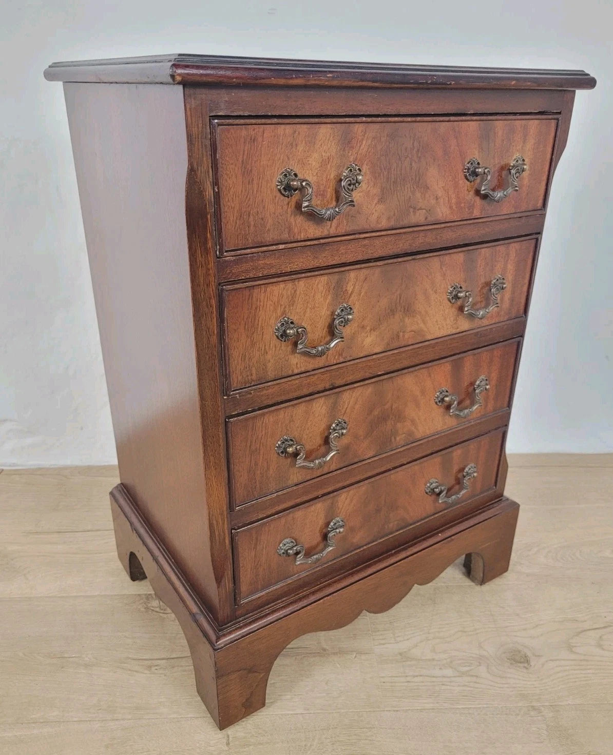 Chest Of Drawers Mahogany Antique Style Drop Handles Vintage Postage Available