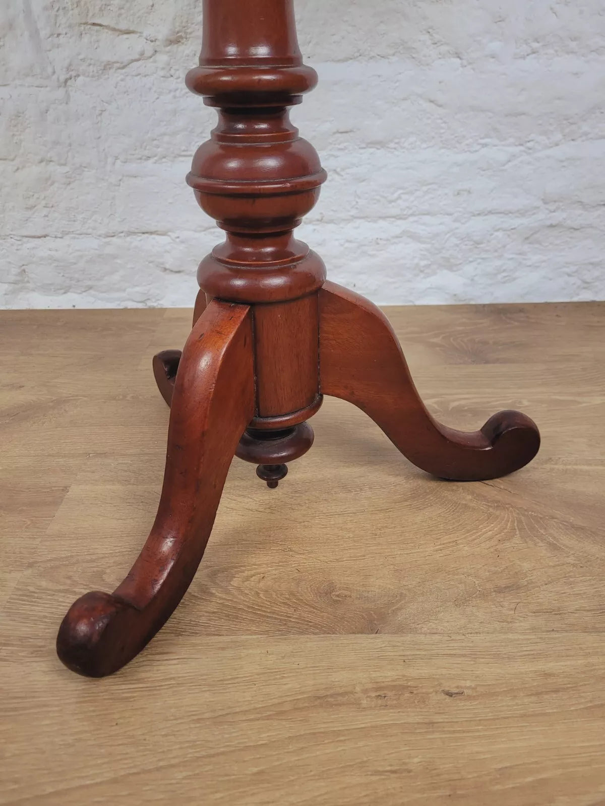 Victorian Tilt Top Table Mahogany English Mahogany Postage Available