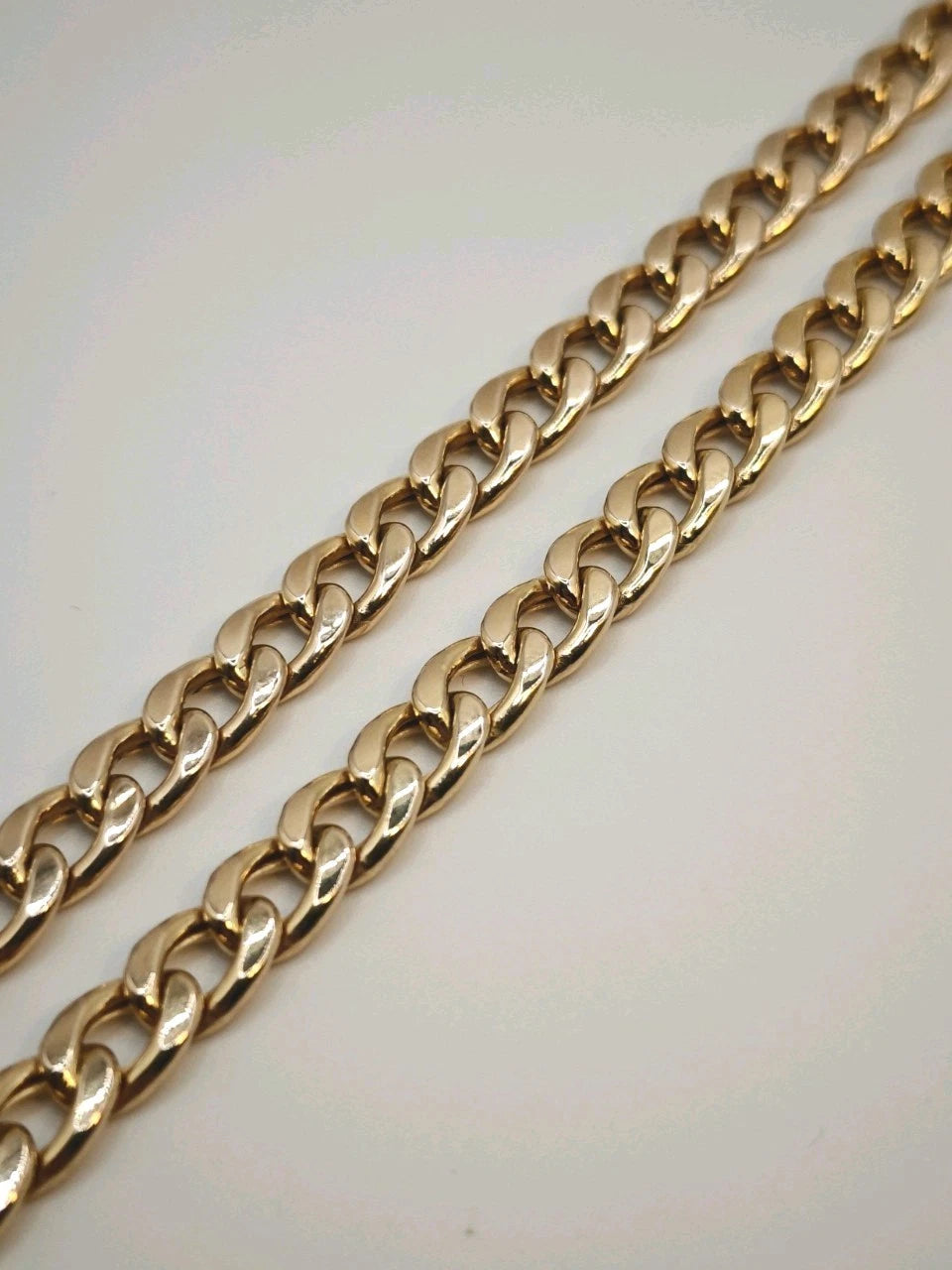 9ct Gold Necklace Curb Link 20" Yellow Gold 14.7 Grams Postage Available