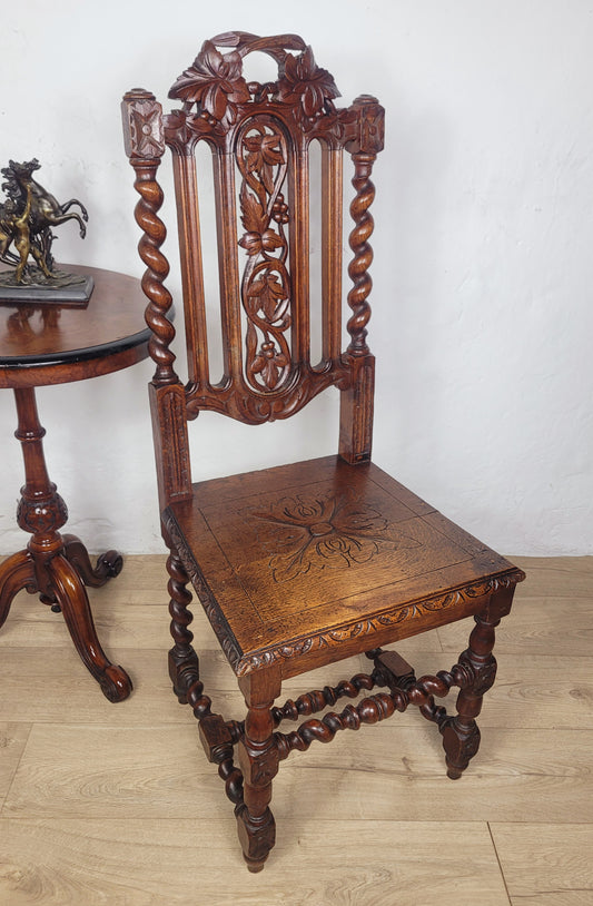 Jacobean Style Hall Chair Gothic Leaf Crest Barley Twist 1890 Postage Available
