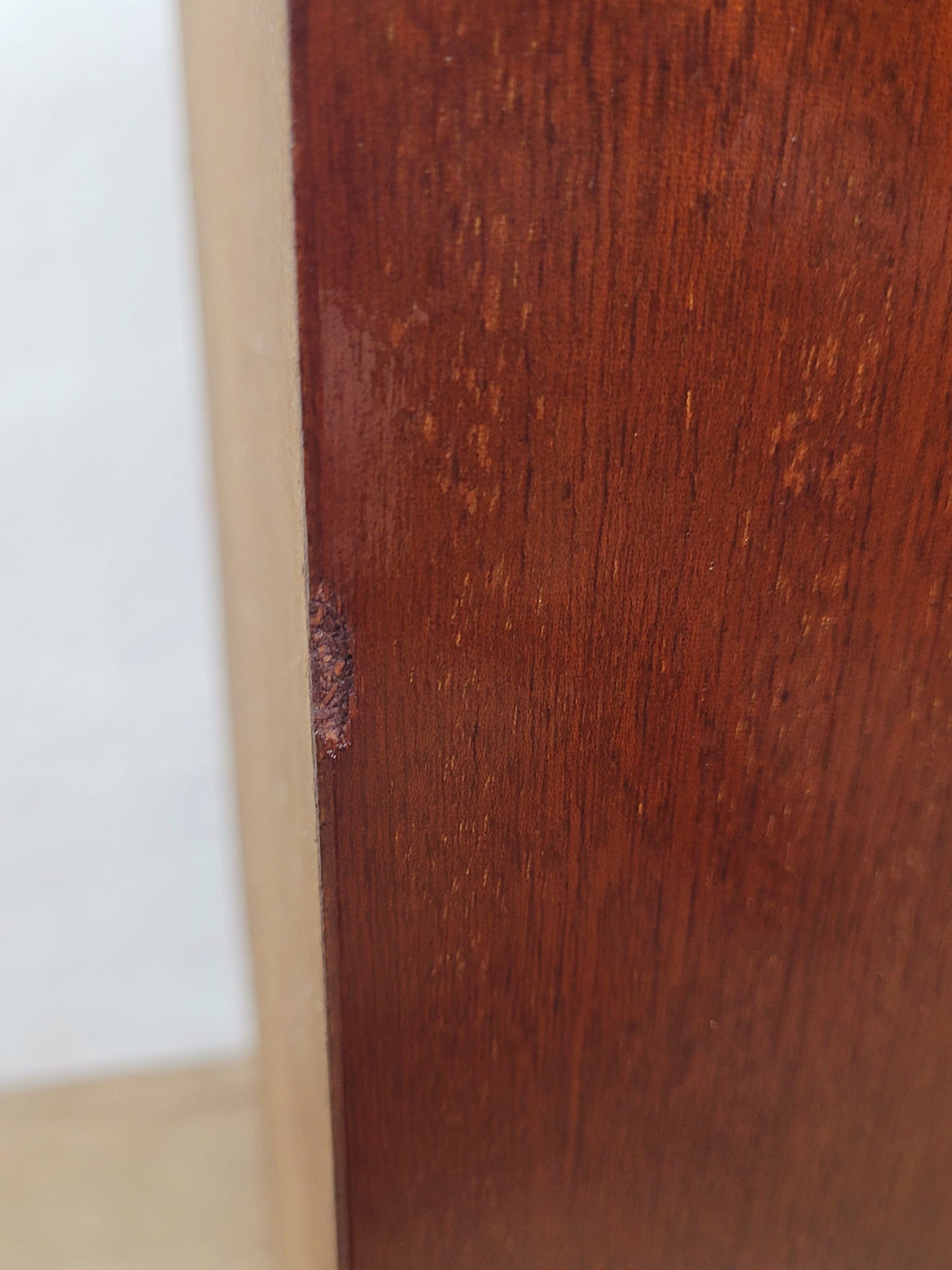 Vintage Chest Of 4 Drawers Bedroom 1950 Mahogany Antique Style Postage Available