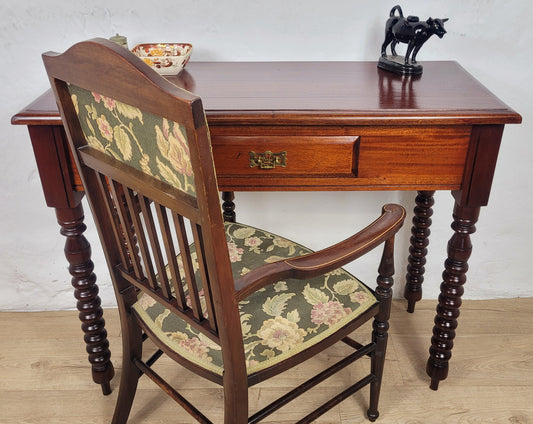 Reproduction Side Table Mahogany Vintage Mid 20th-Century Delivery Available