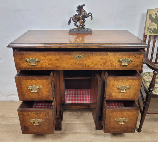 Walnut Writing Desk 18th-Century Style Knee Hole Drawers Delivery Available