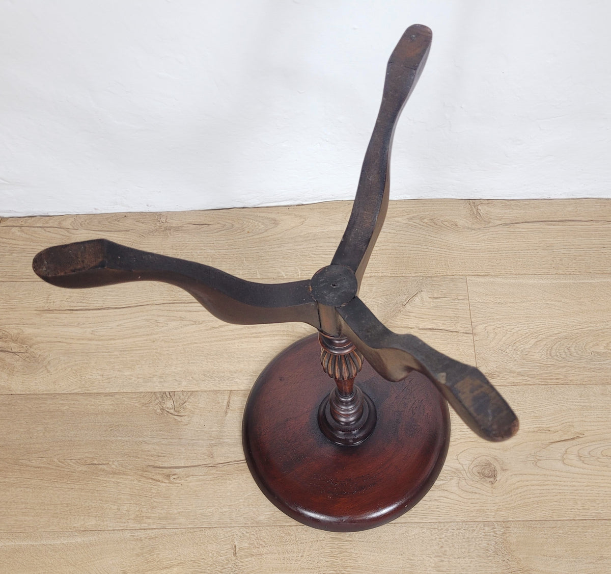 Victorian Tripod Wine Table Circular English Mahogany 1890 Postage Available