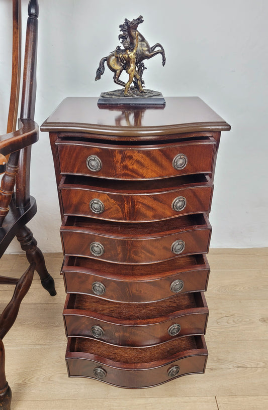 Vintage Chest Of 6 Drawers Bedroom Serpentine Antique Style Postage Available