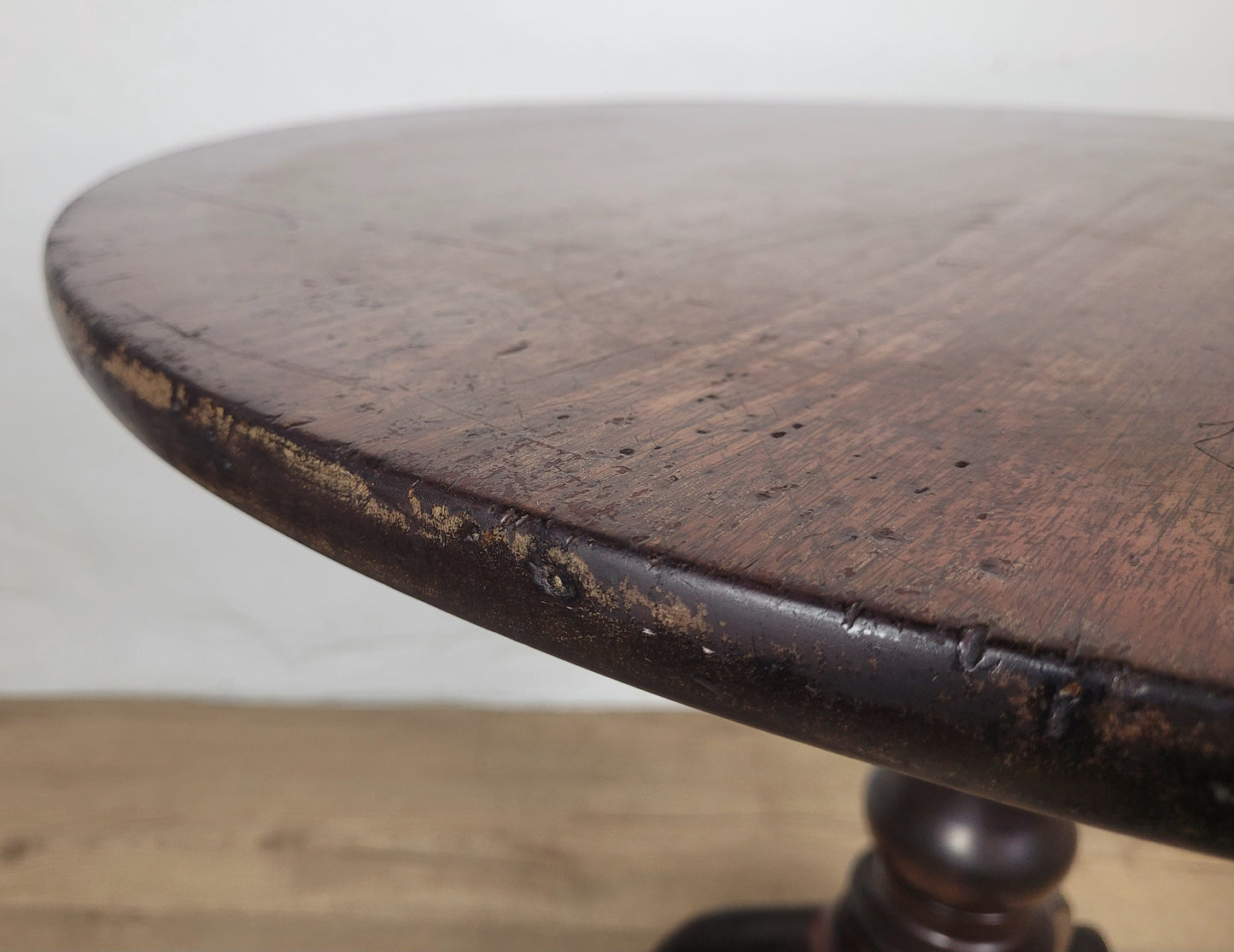 Tilt top Dining Table Circular Bird Cage Pedestal Antique Delivery Available