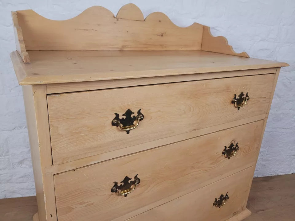 Country Chest Of Drawers Pine Gallery Brass Handles Vintage Delivery Available