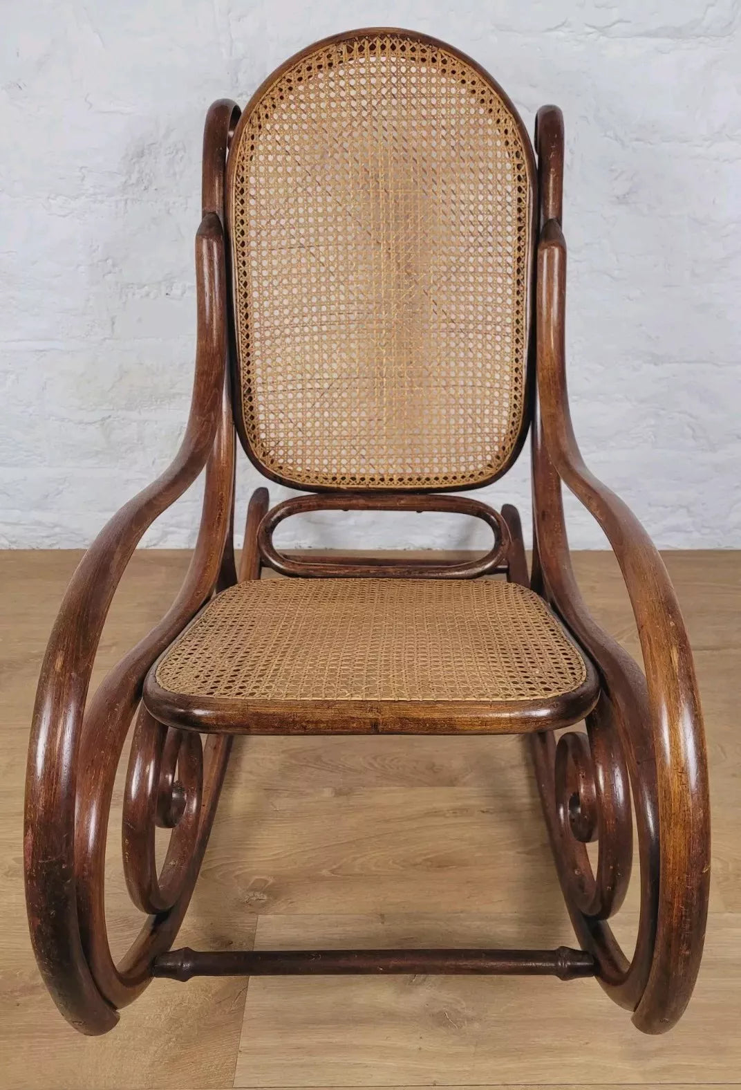 Thonet Rocking Chair Bentwood Original Victorian 19th Century Delivery Available