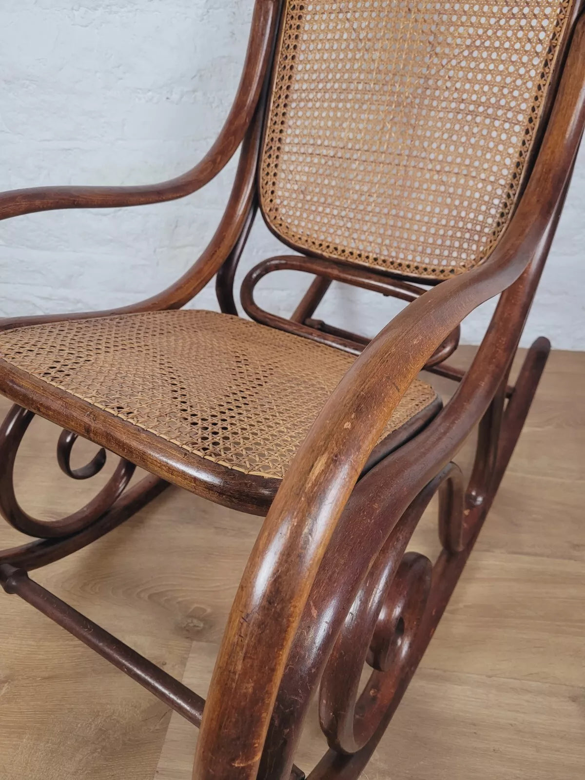 Thonet Rocking Chair Bentwood Original Victorian 19th Century Delivery Available