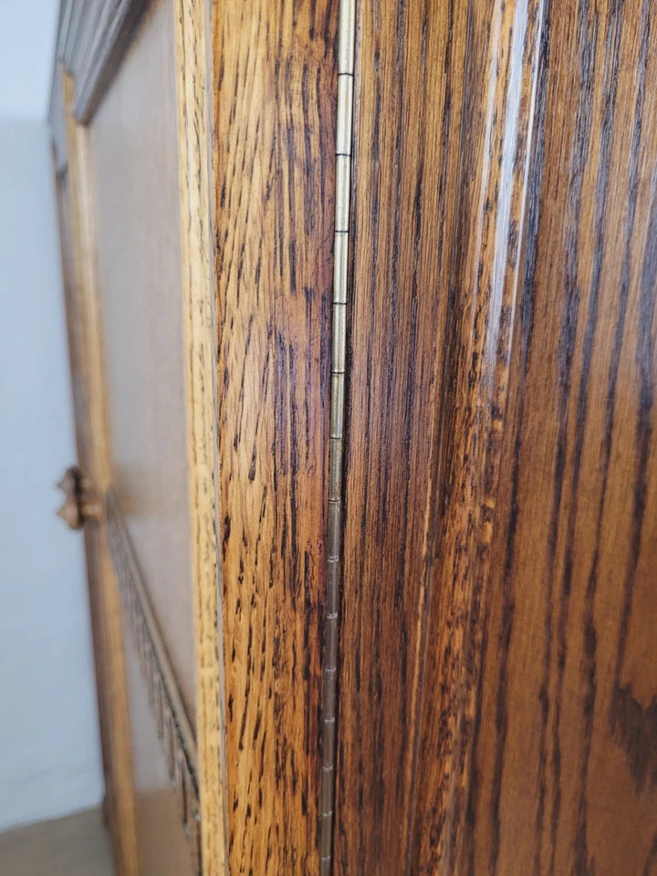Bedroom Linen Cupboard Vintage Oak Handles Country Rustic Delivery Available