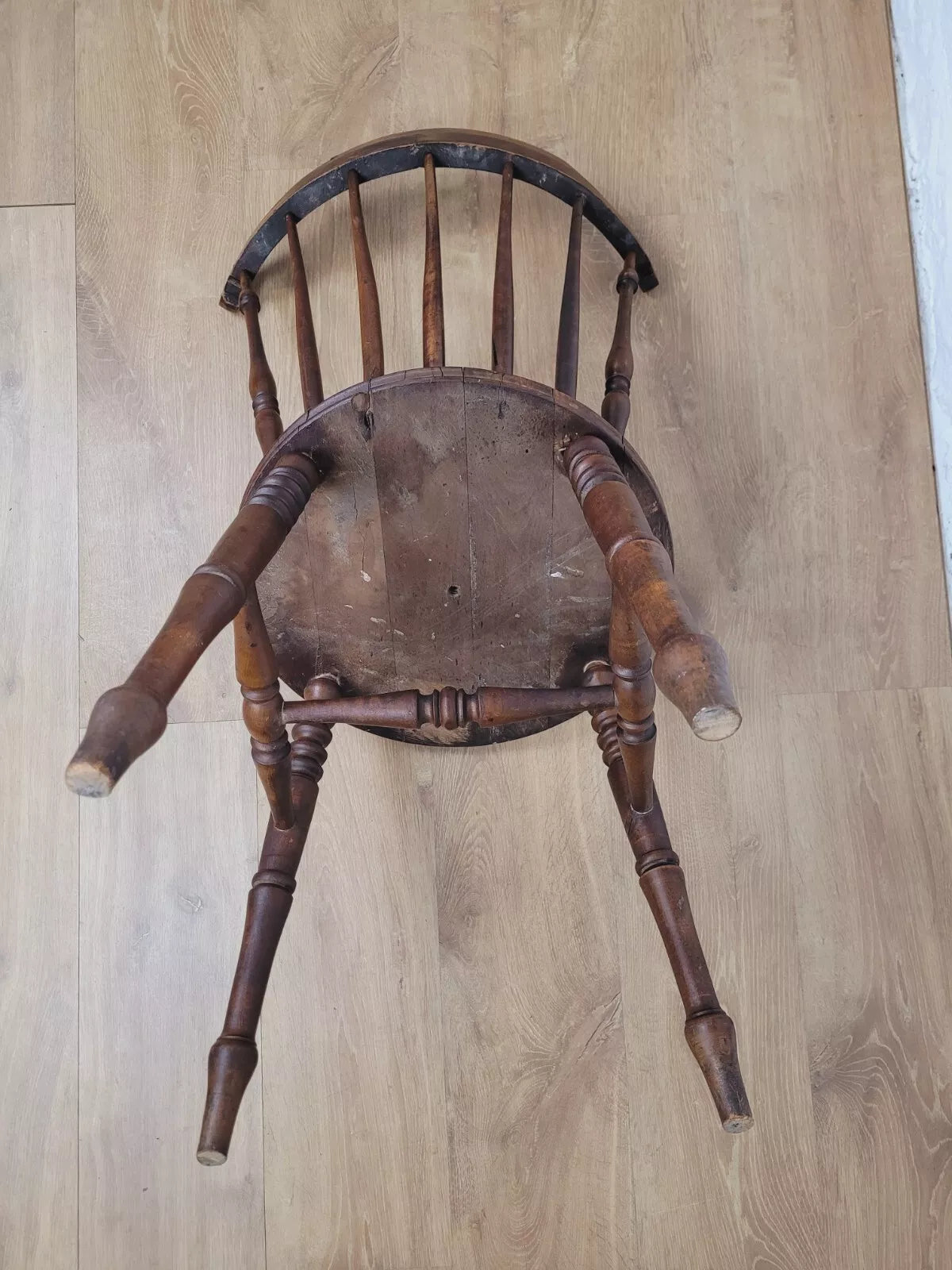 English Penny Windsor Chair Elm Spindle Back Victorian Country Postage Available