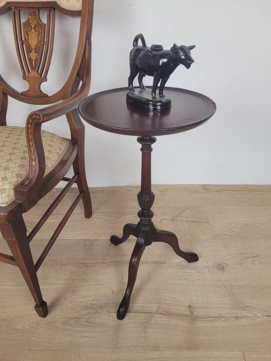 Victorian Tripod Wine Table Mahogany 19th-Century English Postage Available