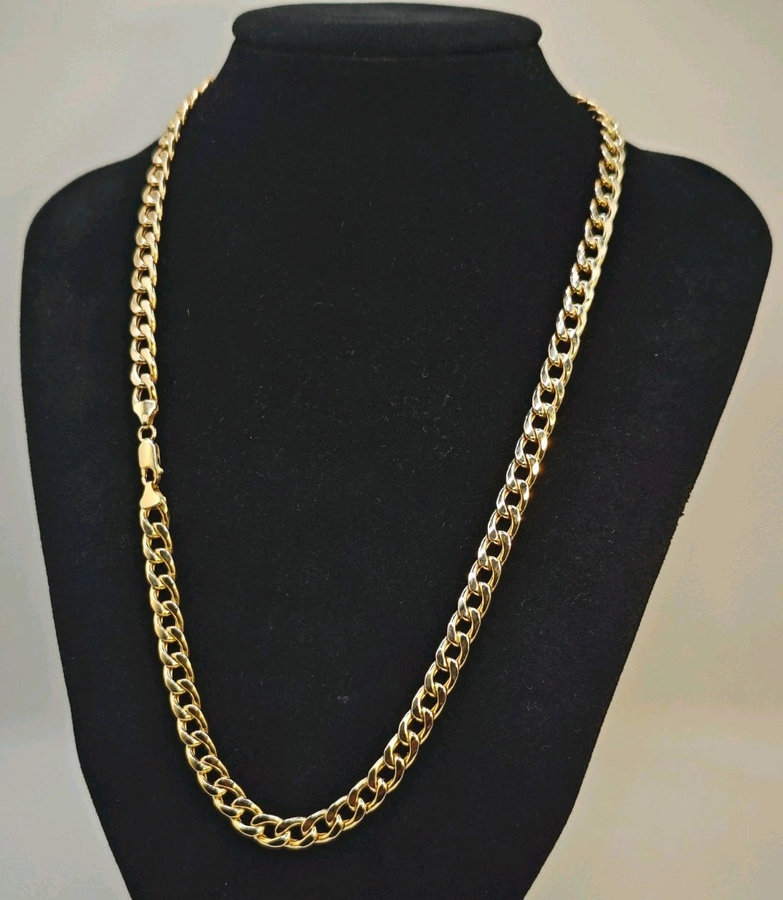 9ct Gold Necklace Curb Link 20" Yellow Gold 14.7 Grams Postage Available