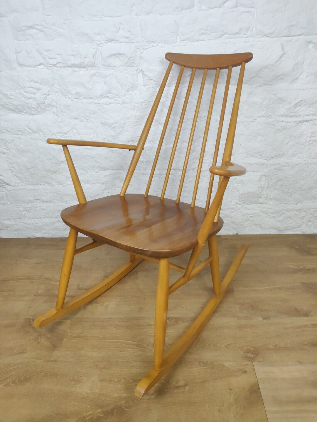 Rocking Chair Ercol 428 Quaker 1970's Vintage Beech Delivery Available