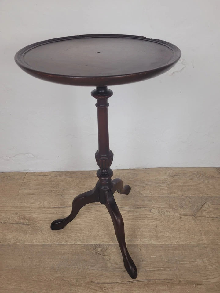Victorian Tripod Wine Table Mahogany 19th-Century English Postage Available