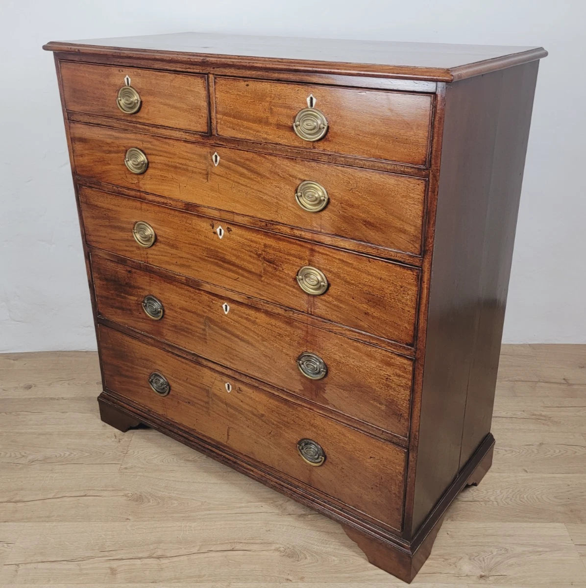 Waring & Gillow Chest of Drawers 2 Over 4 English Regency Delivery Available
