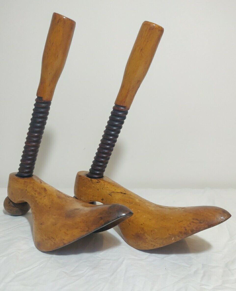 Vintage Turnable Shoe Tree Last Set Original Oak Postage Available