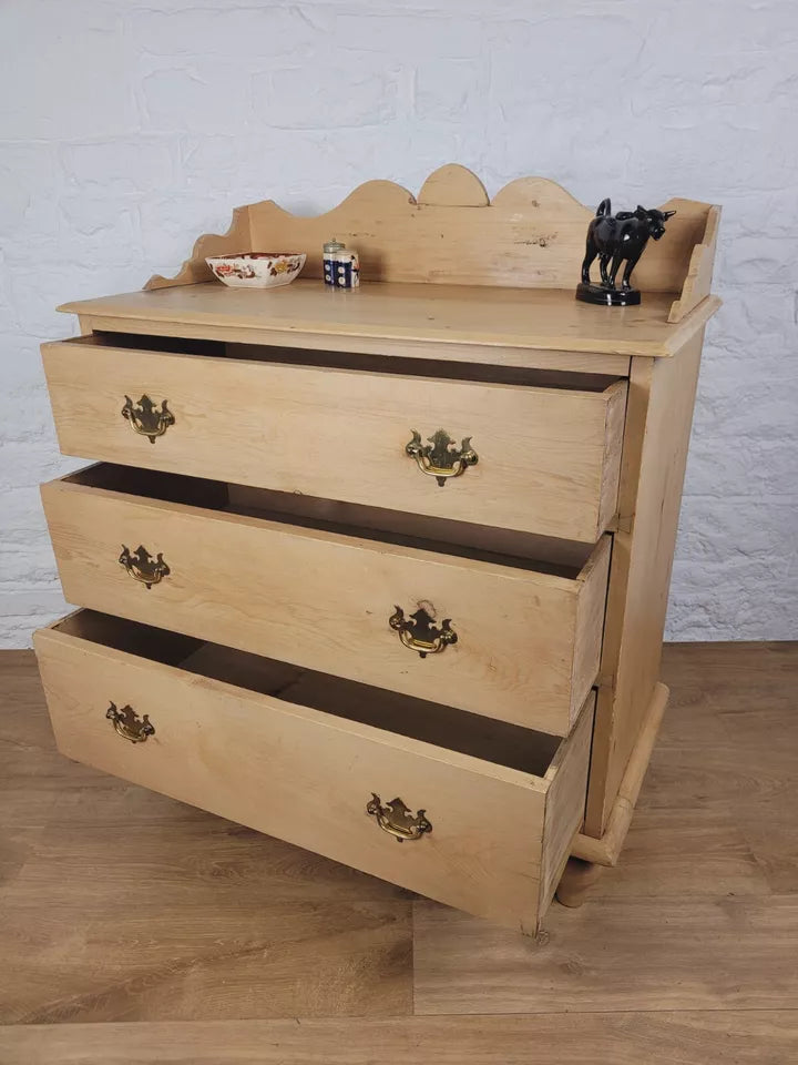 Country Chest Of Drawers Pine Gallery Brass Handles Vintage Delivery Available