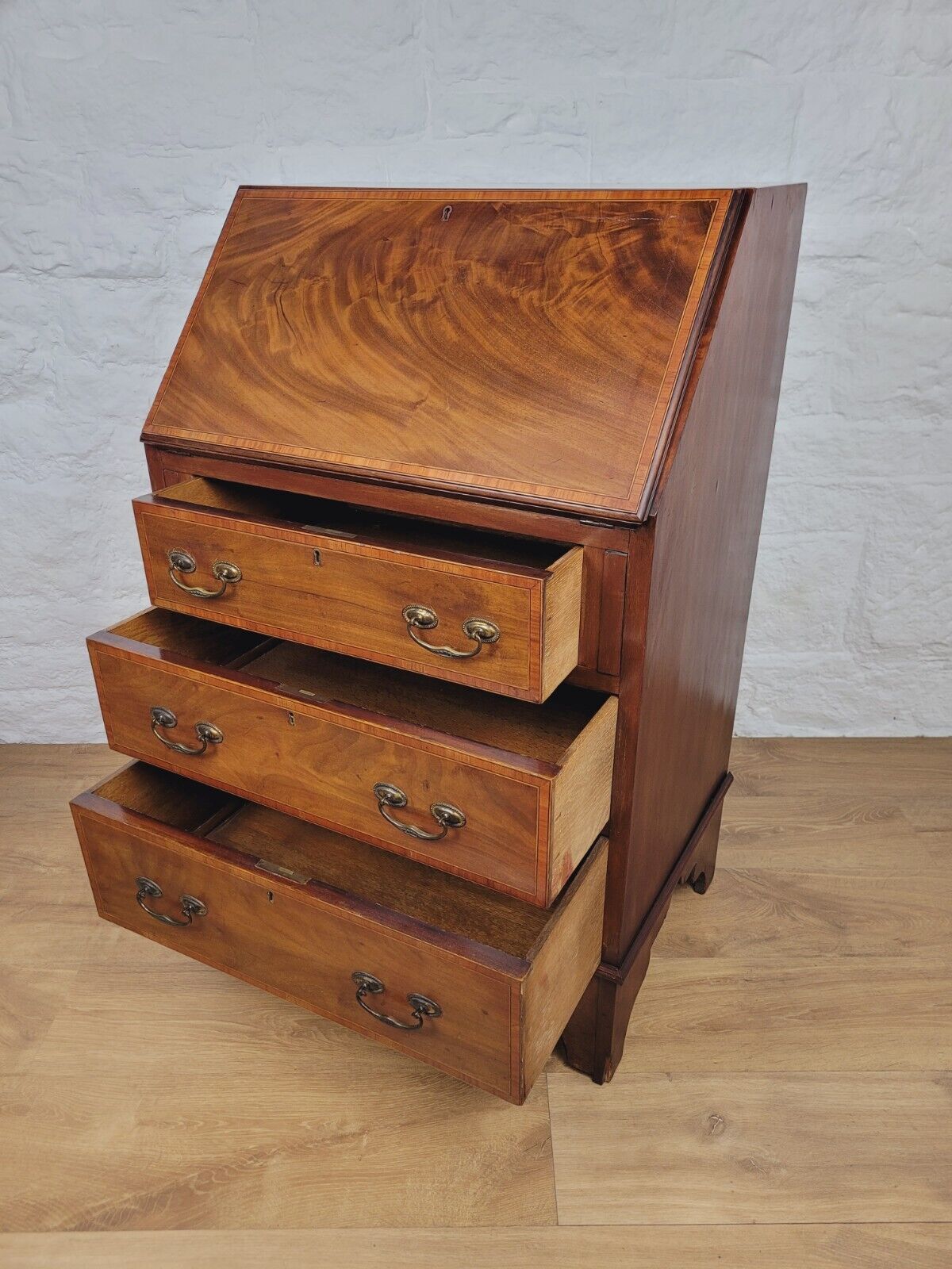 Edwardian Writing Bureau Satinwood Crossbanded Inlaid Leather Delivery Available