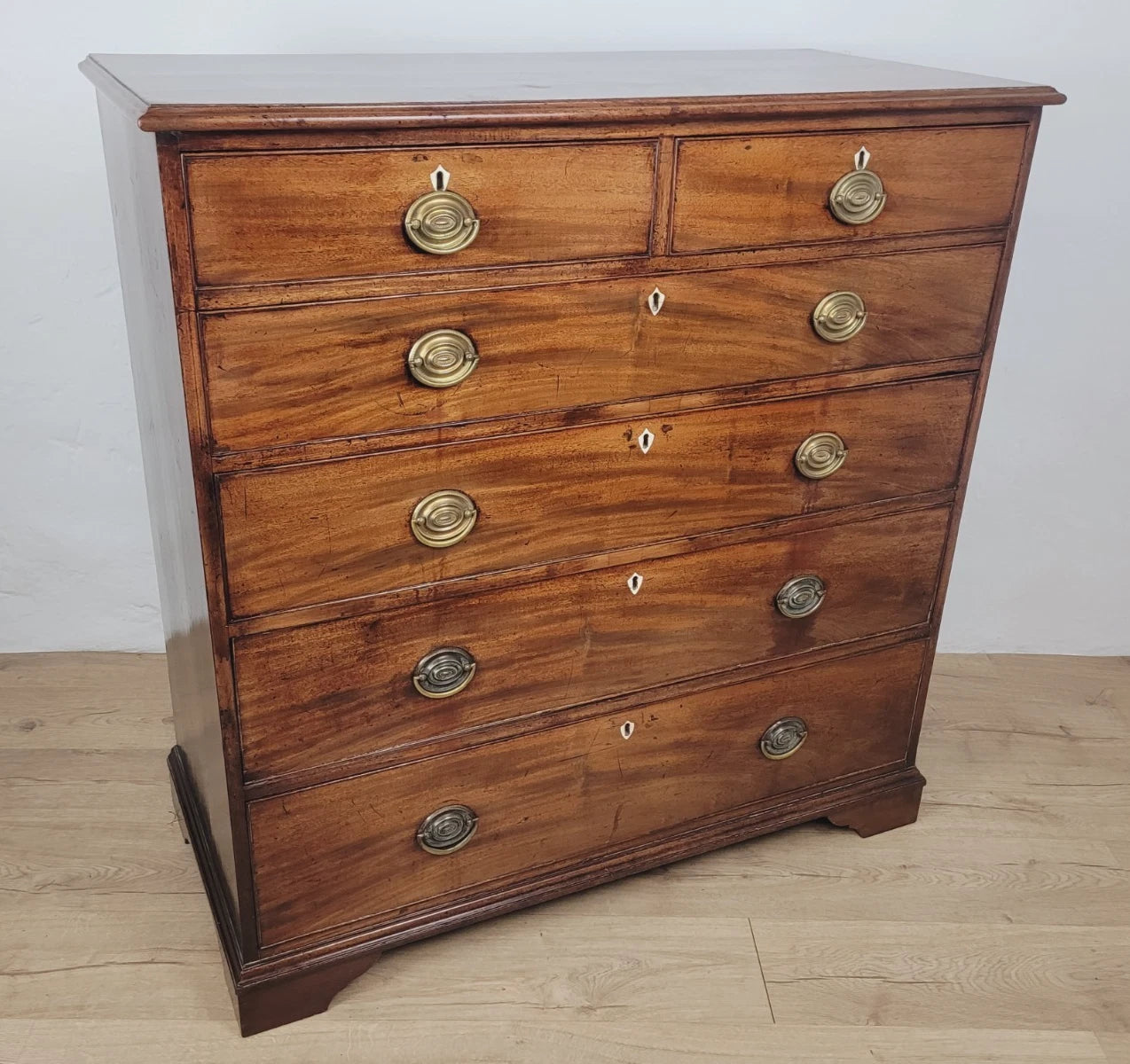 Waring & Gillow Chest of Drawers 2 Over 4 English Regency Delivery Available