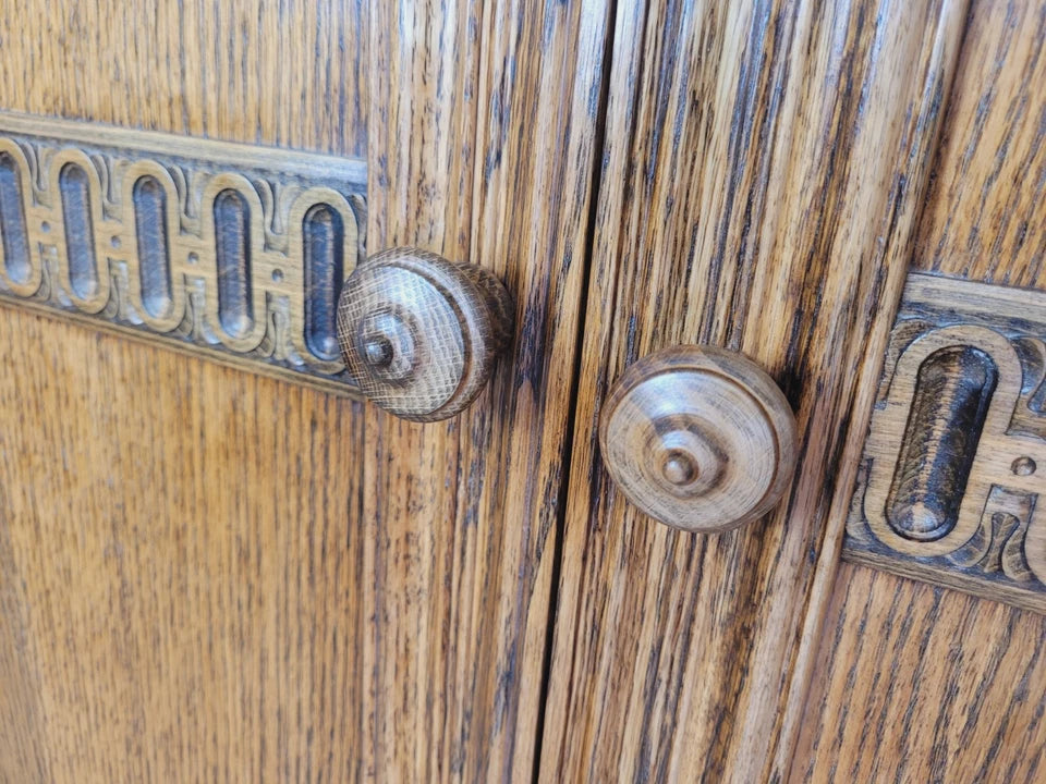 Bedroom Linen Cupboard Vintage Oak Handles Country Rustic Delivery Available