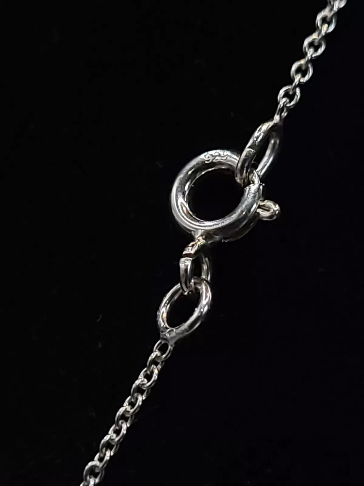 Silver And Jet Pendant 925 Oval Chain Link Necklace Postage Available