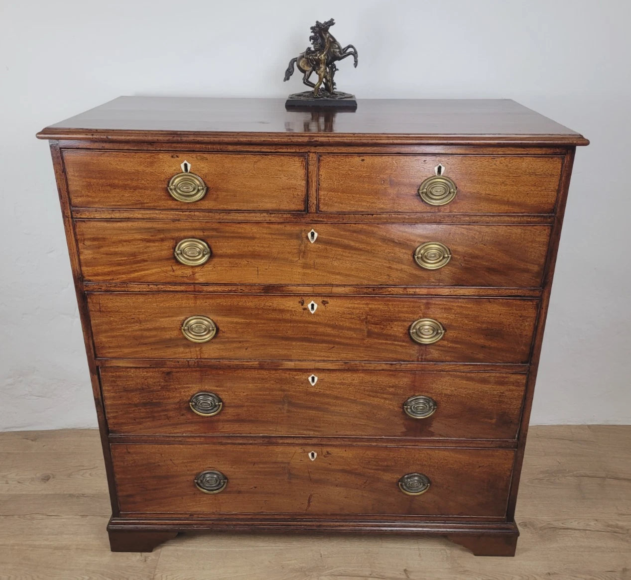 Waring & Gillow Chest of Drawers 2 Over 4 English Regency Delivery Available