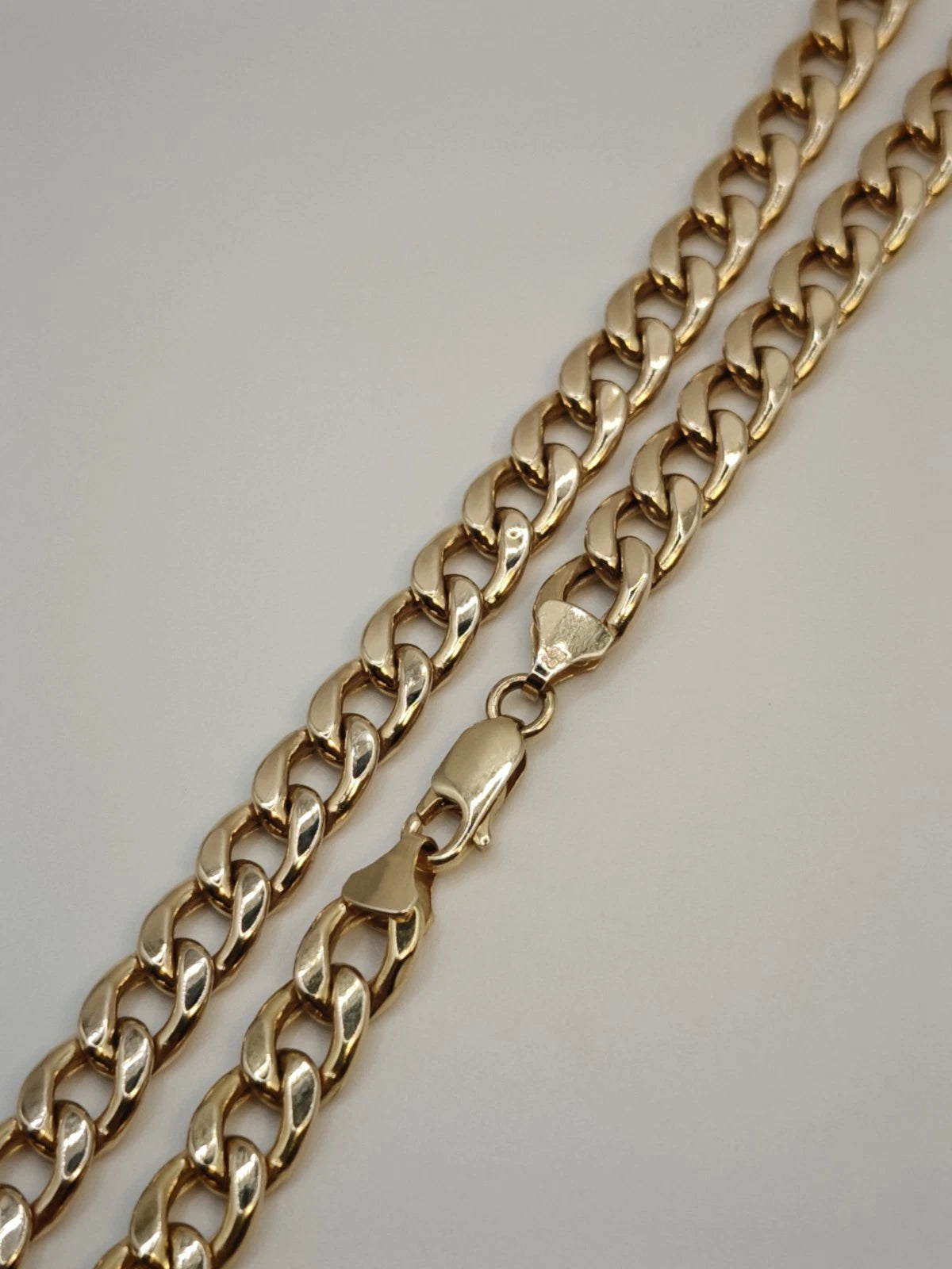 9ct Gold Necklace Curb Link 20" Yellow Gold 14.7 Grams Postage Available