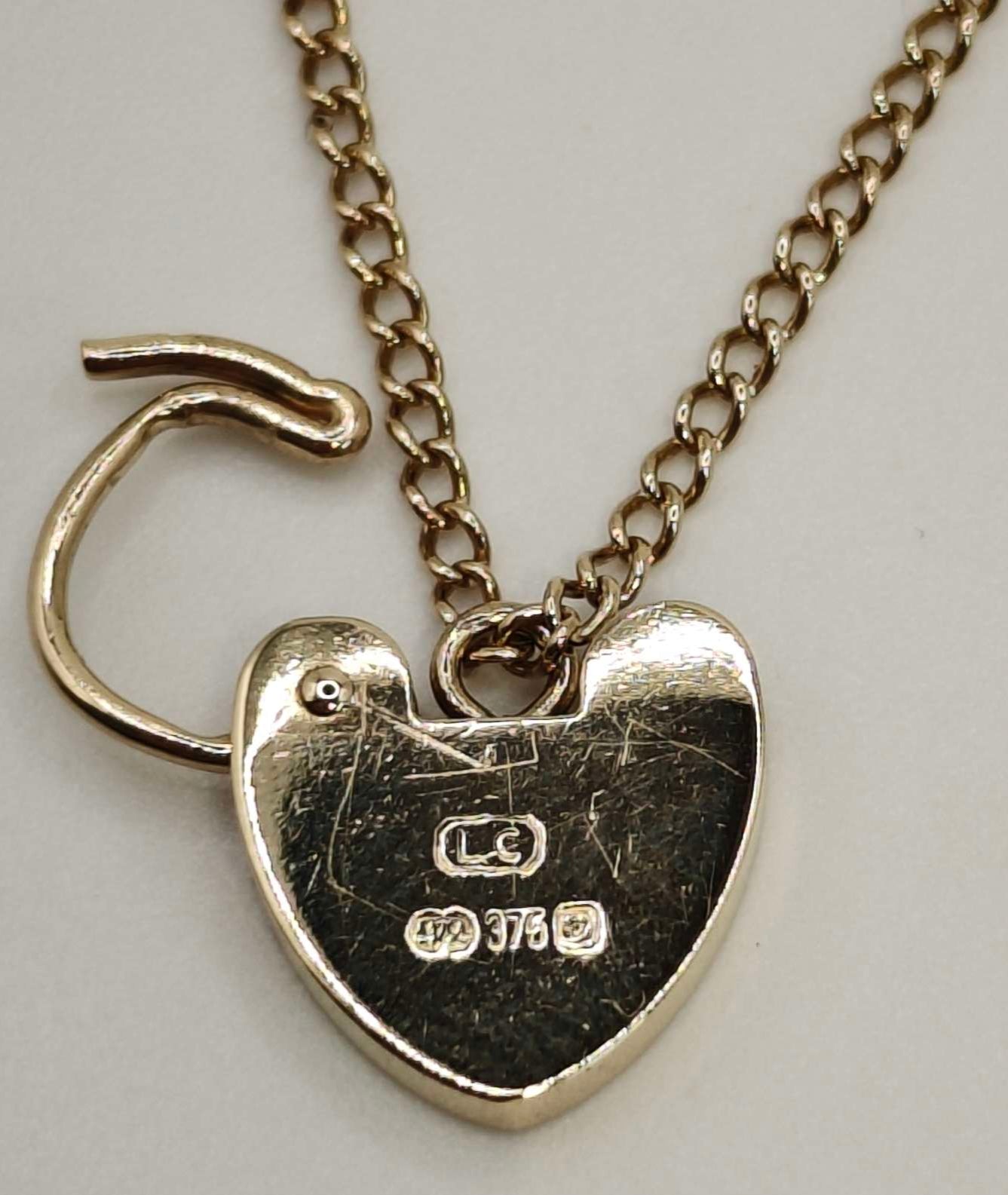 Padlock Heart Bracelet 9ct Gold Curb Link Charm 7.8" Unisex Postage Available