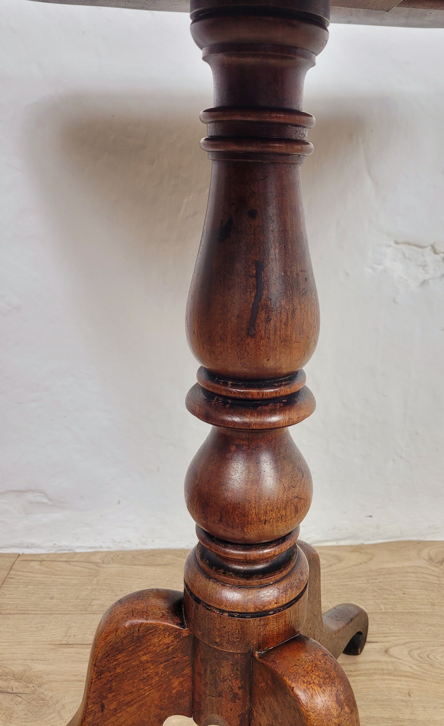 Georgian Tilt Top Table Tripod Mahogany English Postage Available