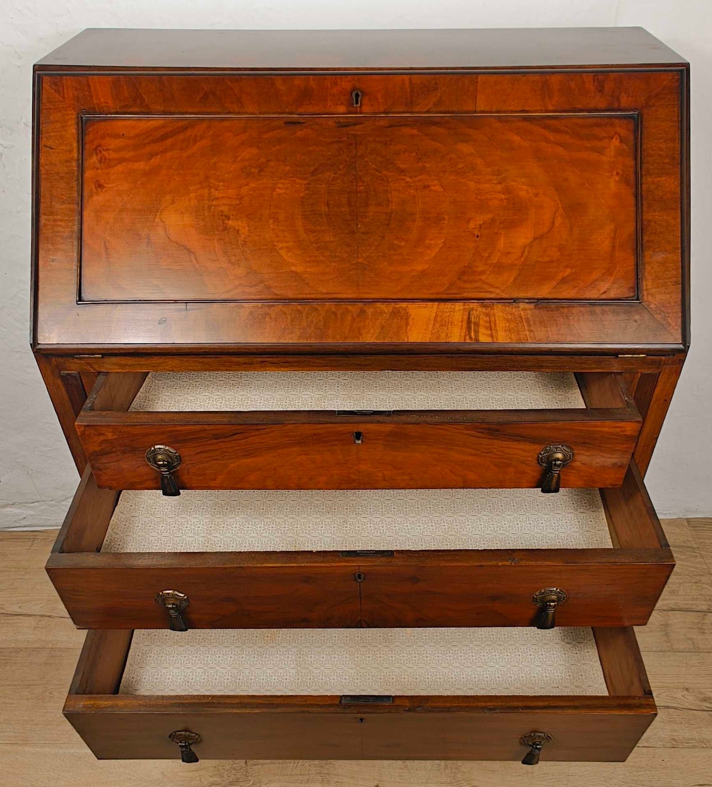 Edwardian Writing Bureau Desk Walnut Lock and Key 1910 Delivery Available