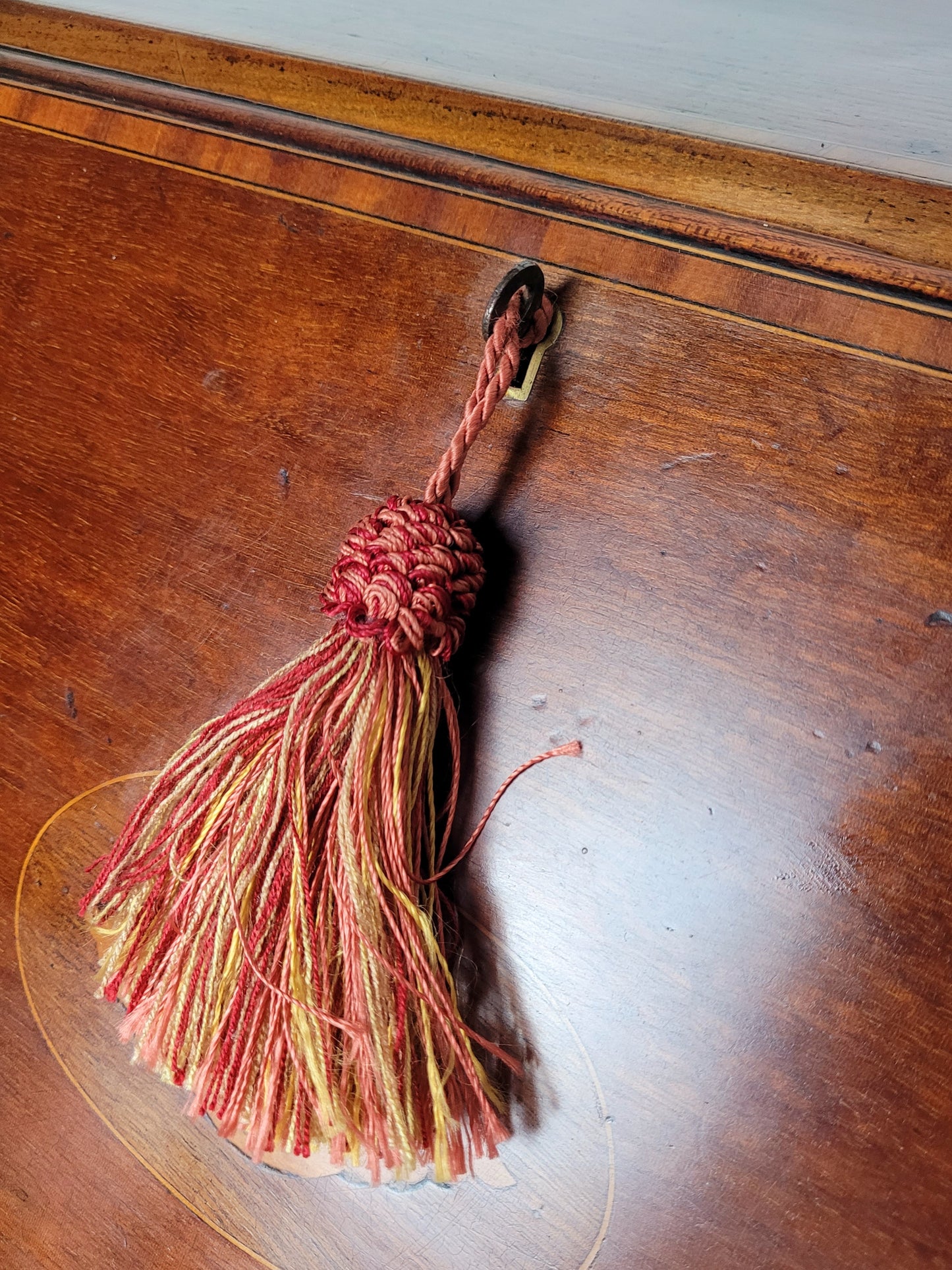 Edwardian Writing Bureau Desk Key & Lock Shell Motif 1910 Delivery Available