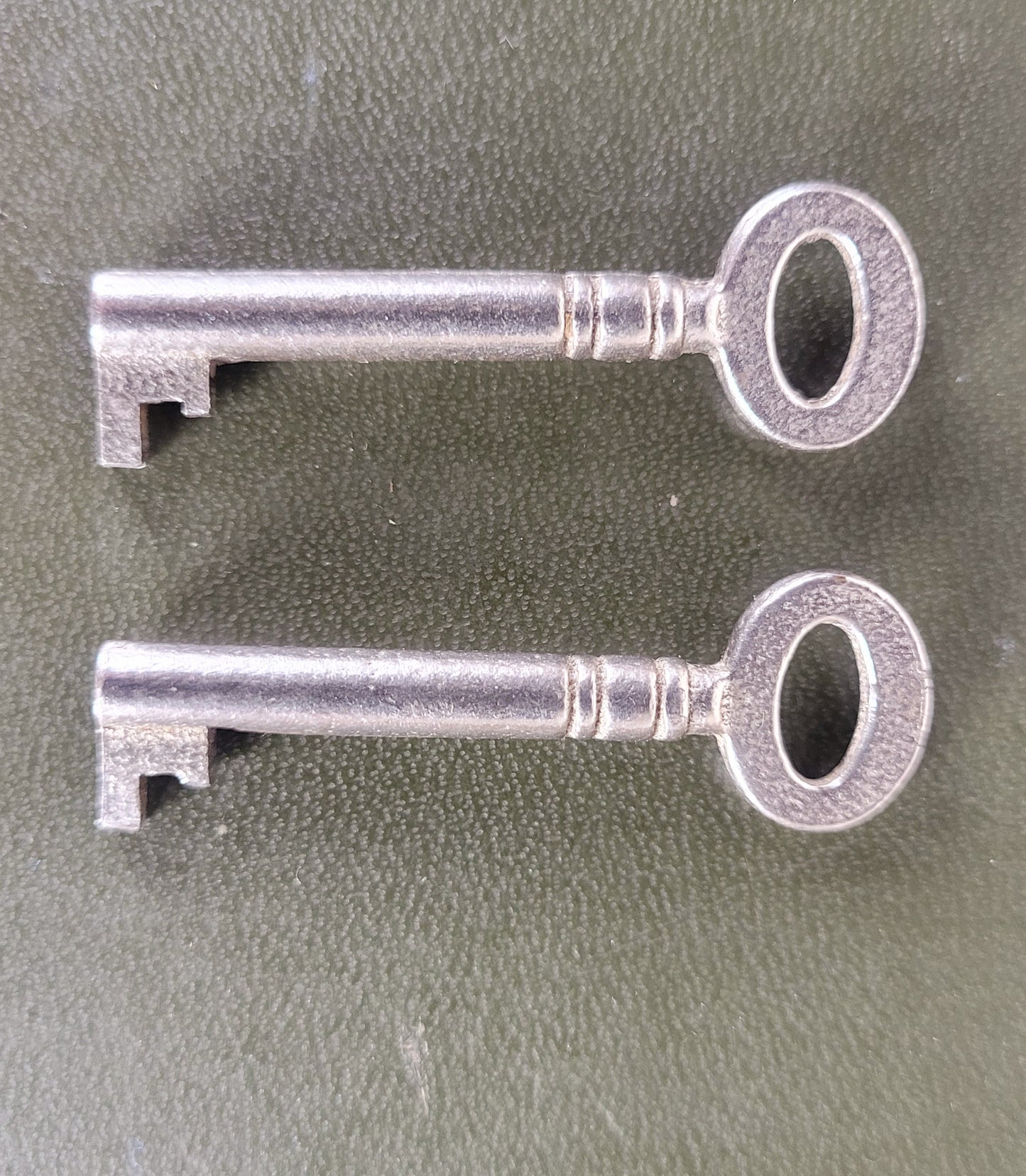 Pine Writing Desk & Chair Leather Top Country Rustic Antique Delivery Available