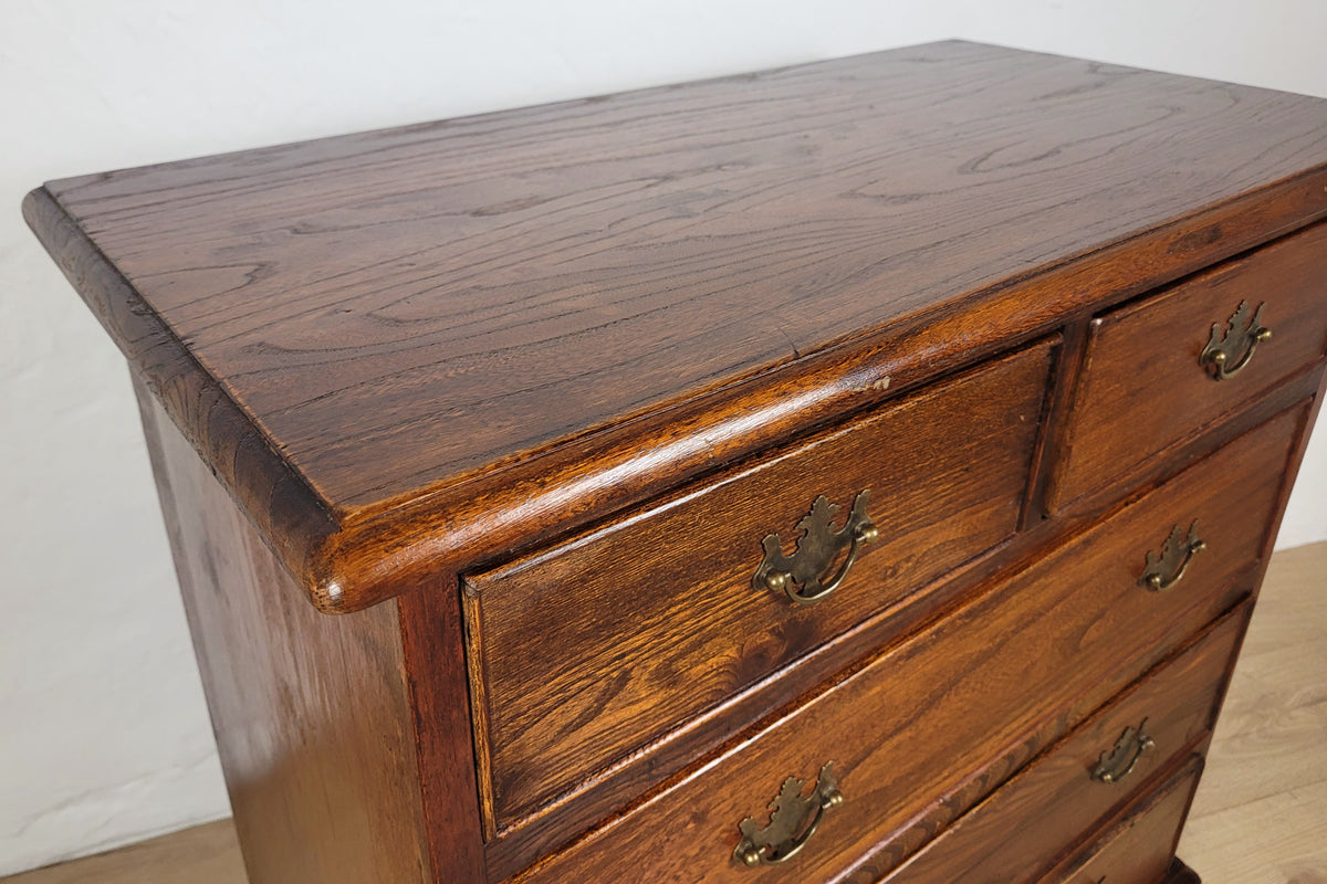 Vintage Chest Of Drawers Bedroom Mahogany 20th Century English Postage Available