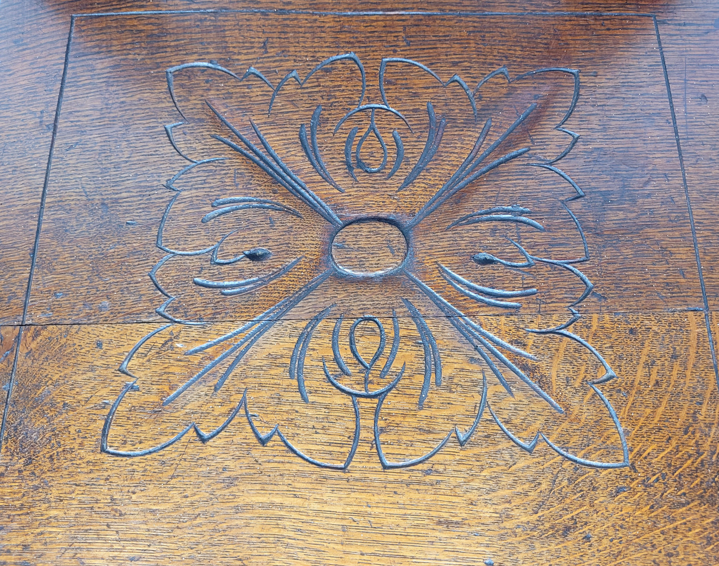 Jacobean Style Hall Chair Gothic Leaf Crest Barley Twist 1890 Postage Available