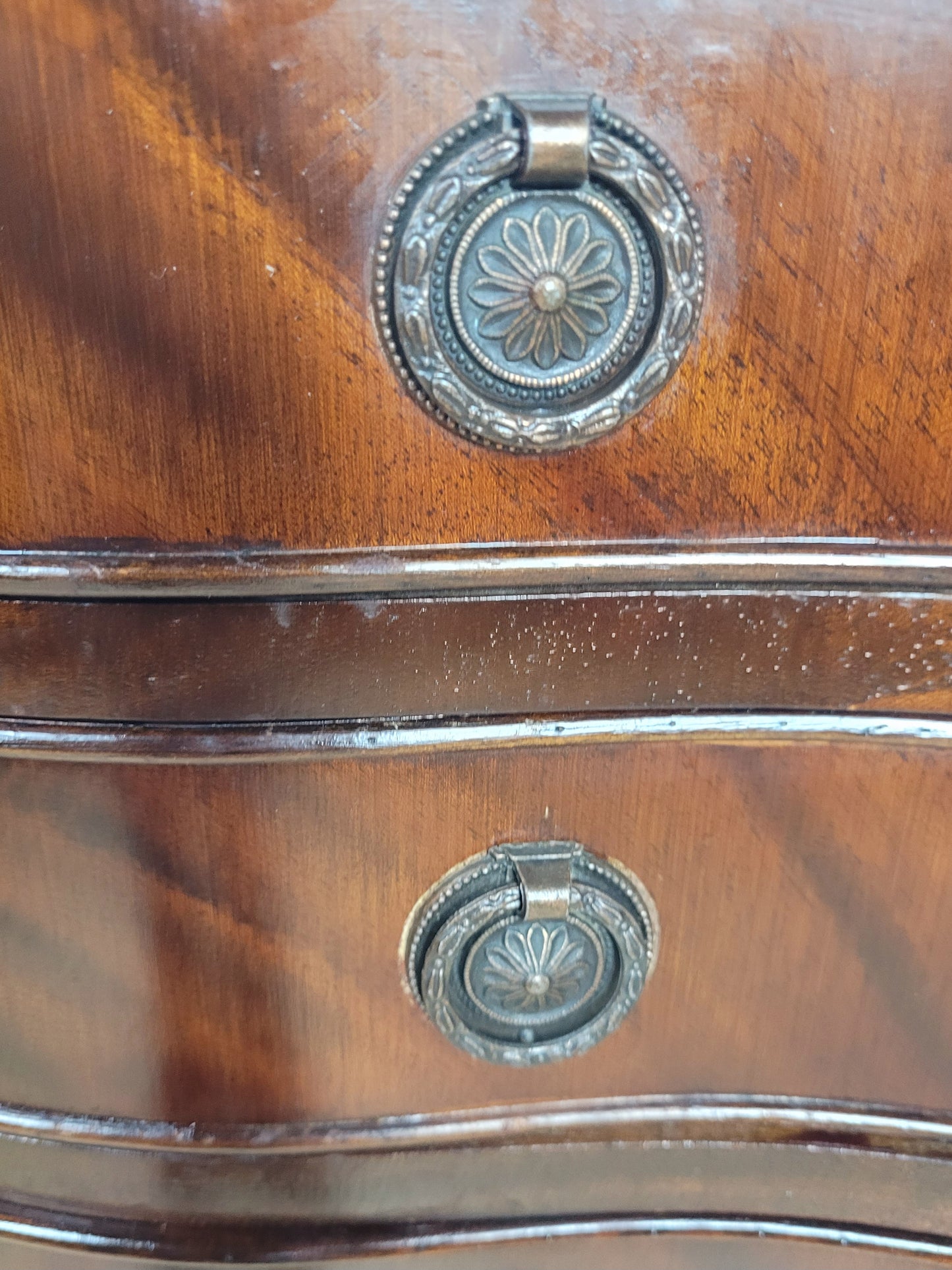 Vintage Chest Of 6 Drawers Bedroom Serpentine Antique Style Postage Available