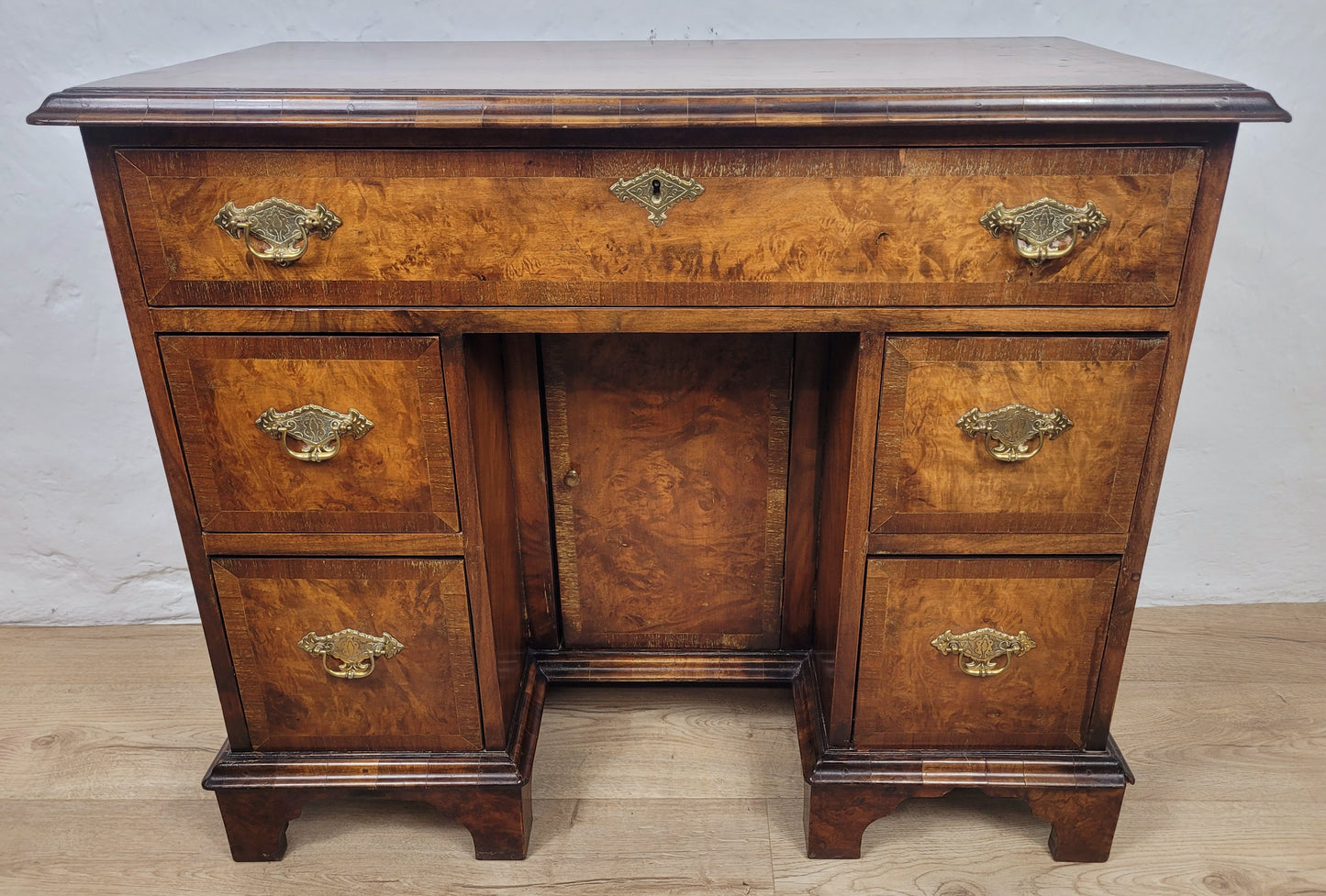 Walnut Writing Desk 18th-Century Style Knee Hole Drawers Delivery Available
