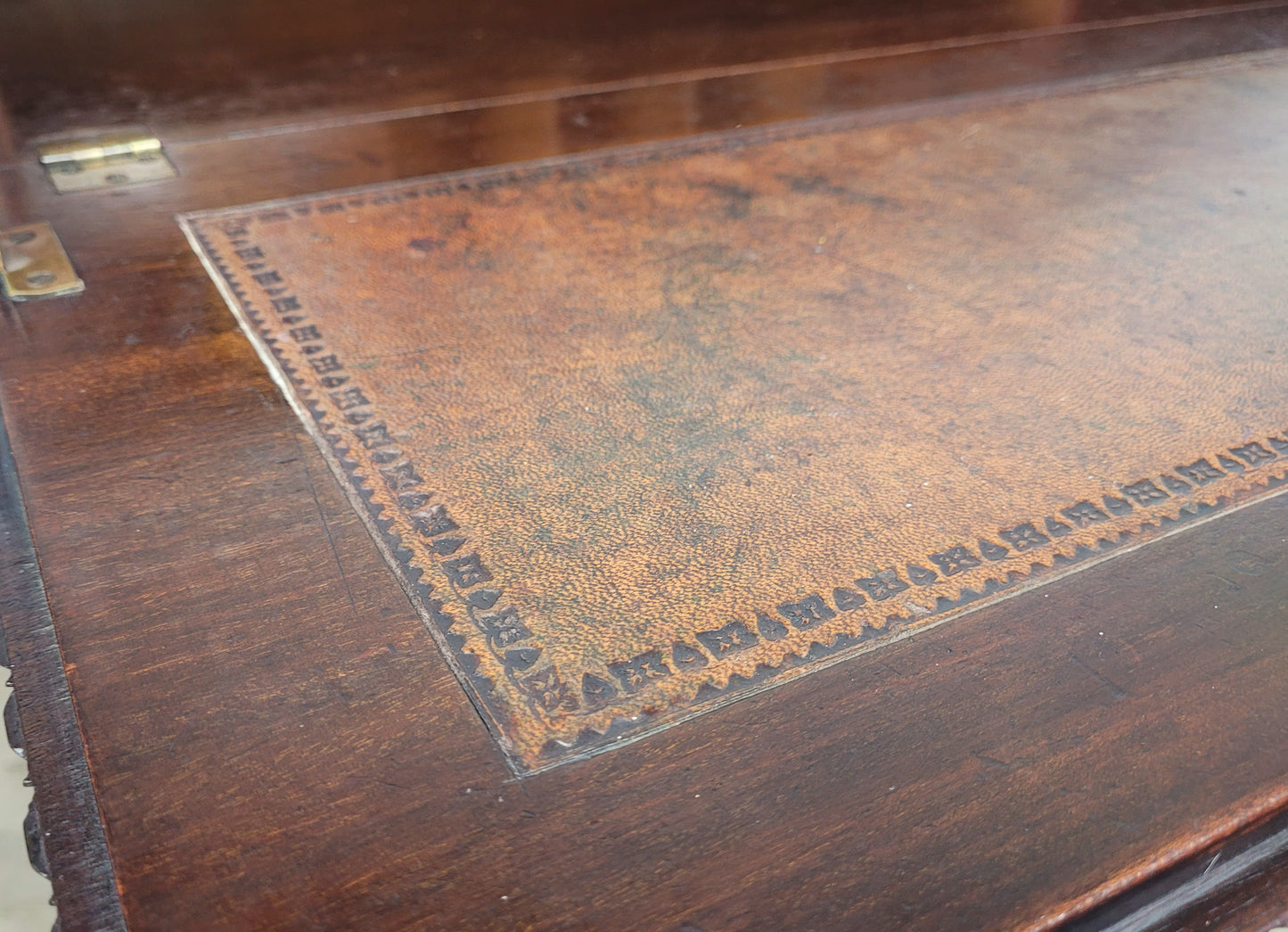 Vintage Writing Bureau Desk Key Lockable Drawers Leather 1930 Delivery Available