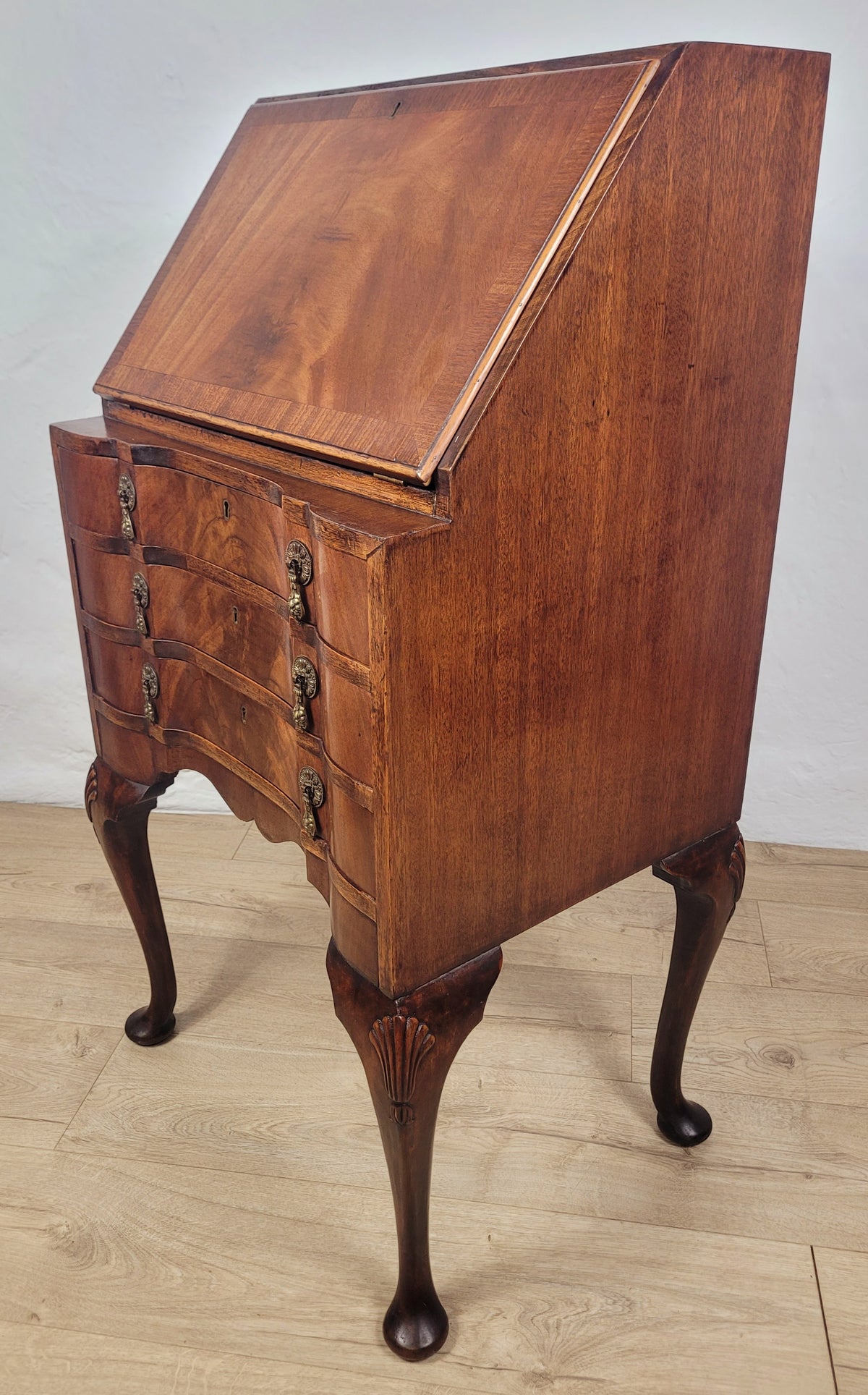 Walnut Writing Desk Bureau Ladies Lock & Key Queen Anne 1920s Delivery Available