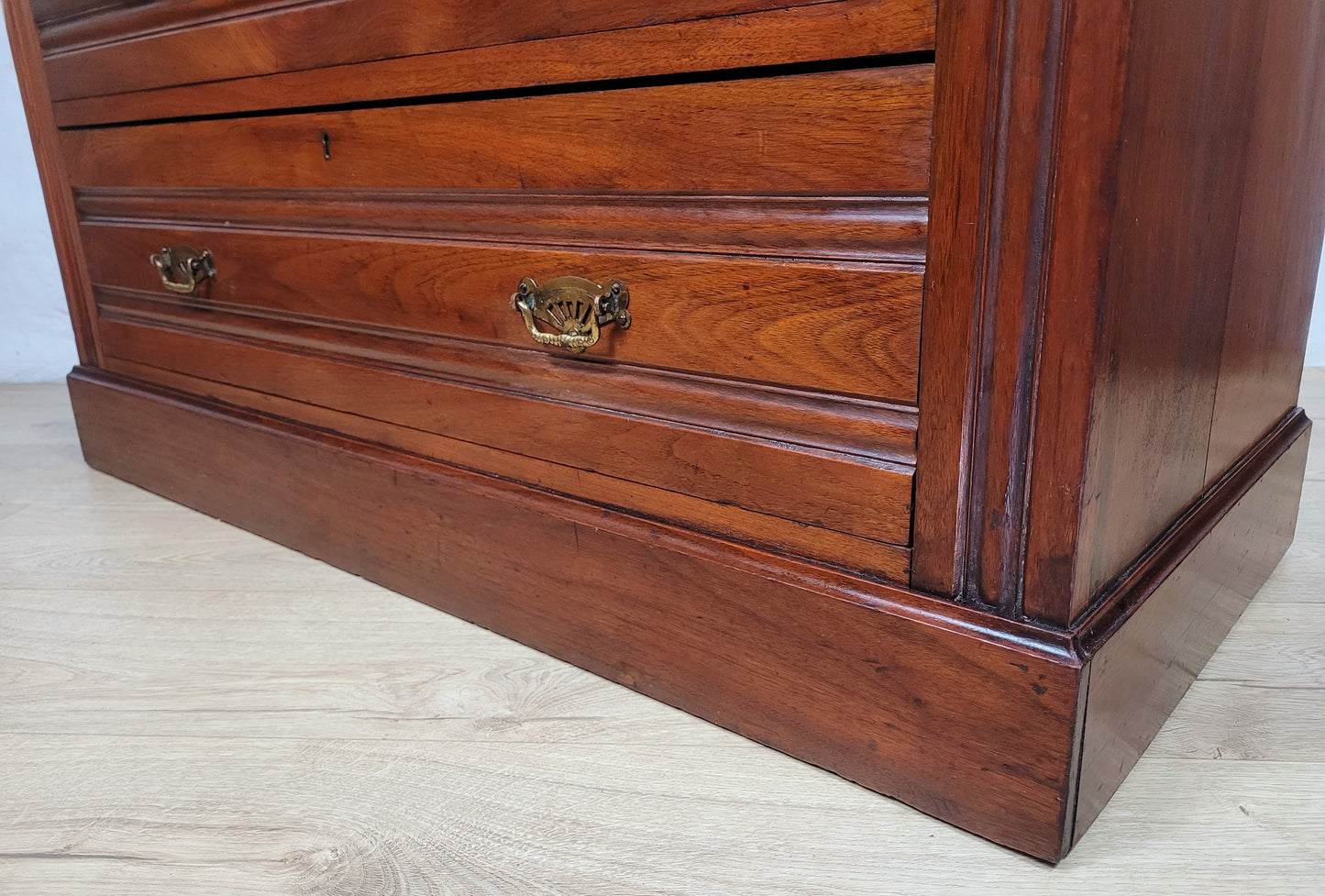 Edwardian Chest of Drawers Walnut 2 Over 3 1910s Drop Handles Delivery Available