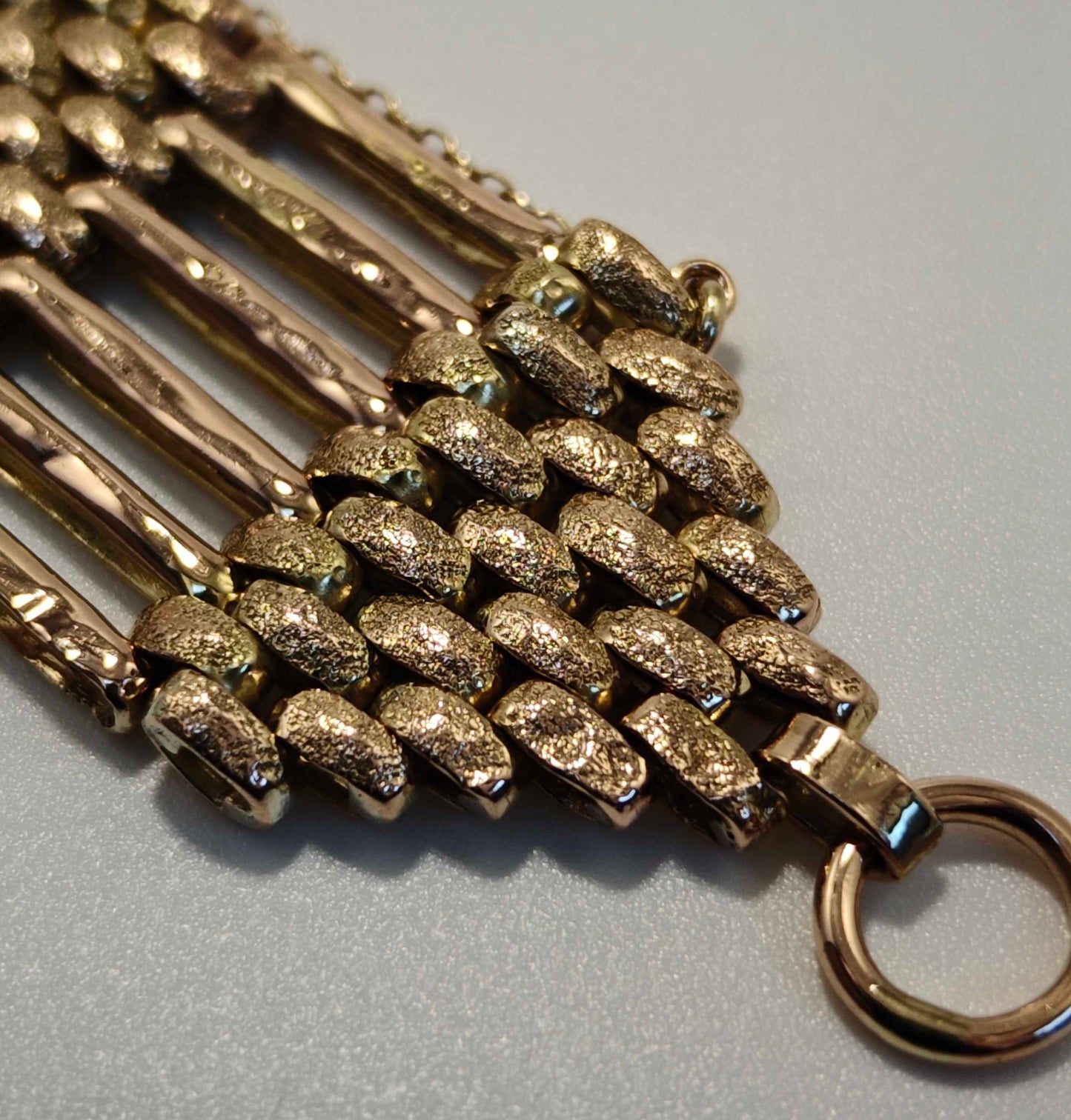 9ct Gold Gate Bracelet Heart Padlock Clasp 18.5cm Postage Available